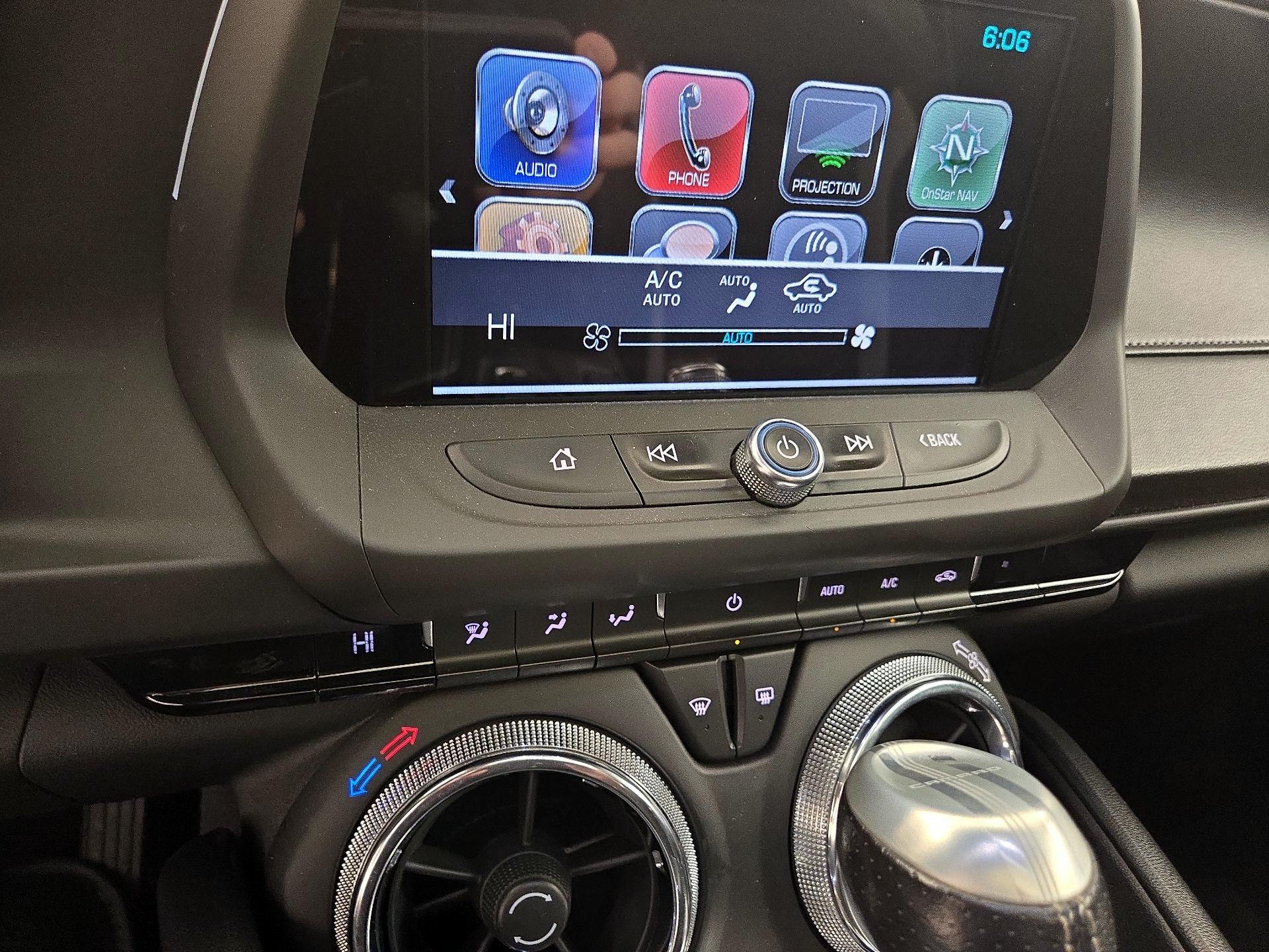 Thumbnail: 2018 Chevrolet Camaro - 16