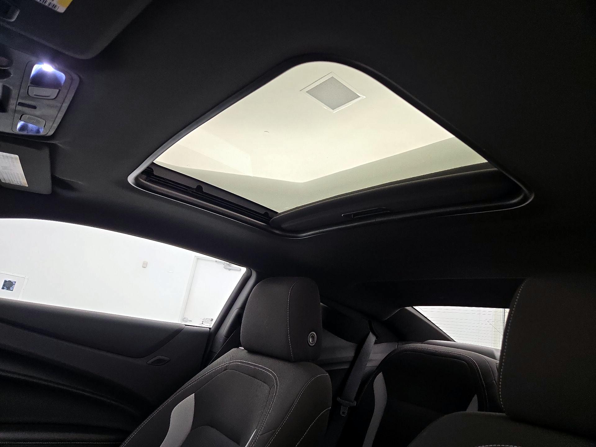 Thumbnail: 2018 Chevrolet Camaro - 19