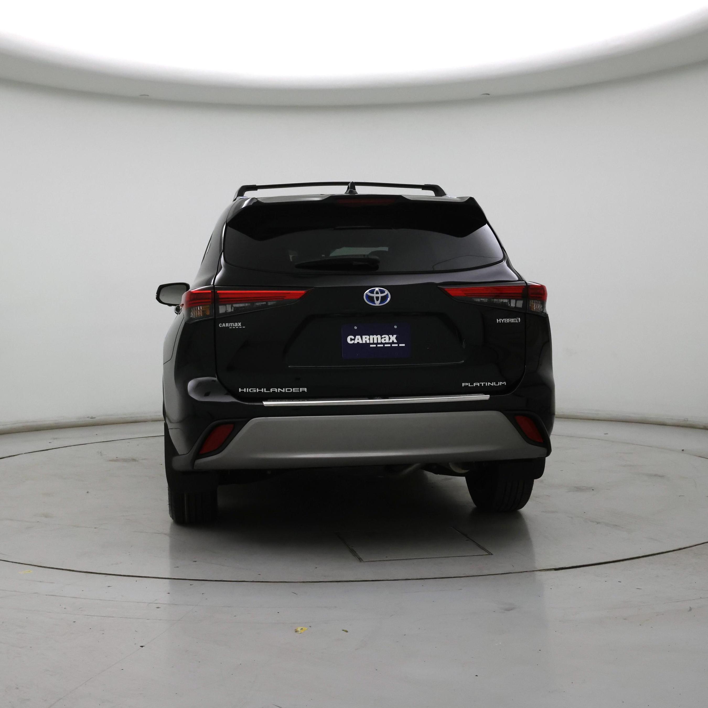 Thumbnail: 2023 Toyota Highlander - 6