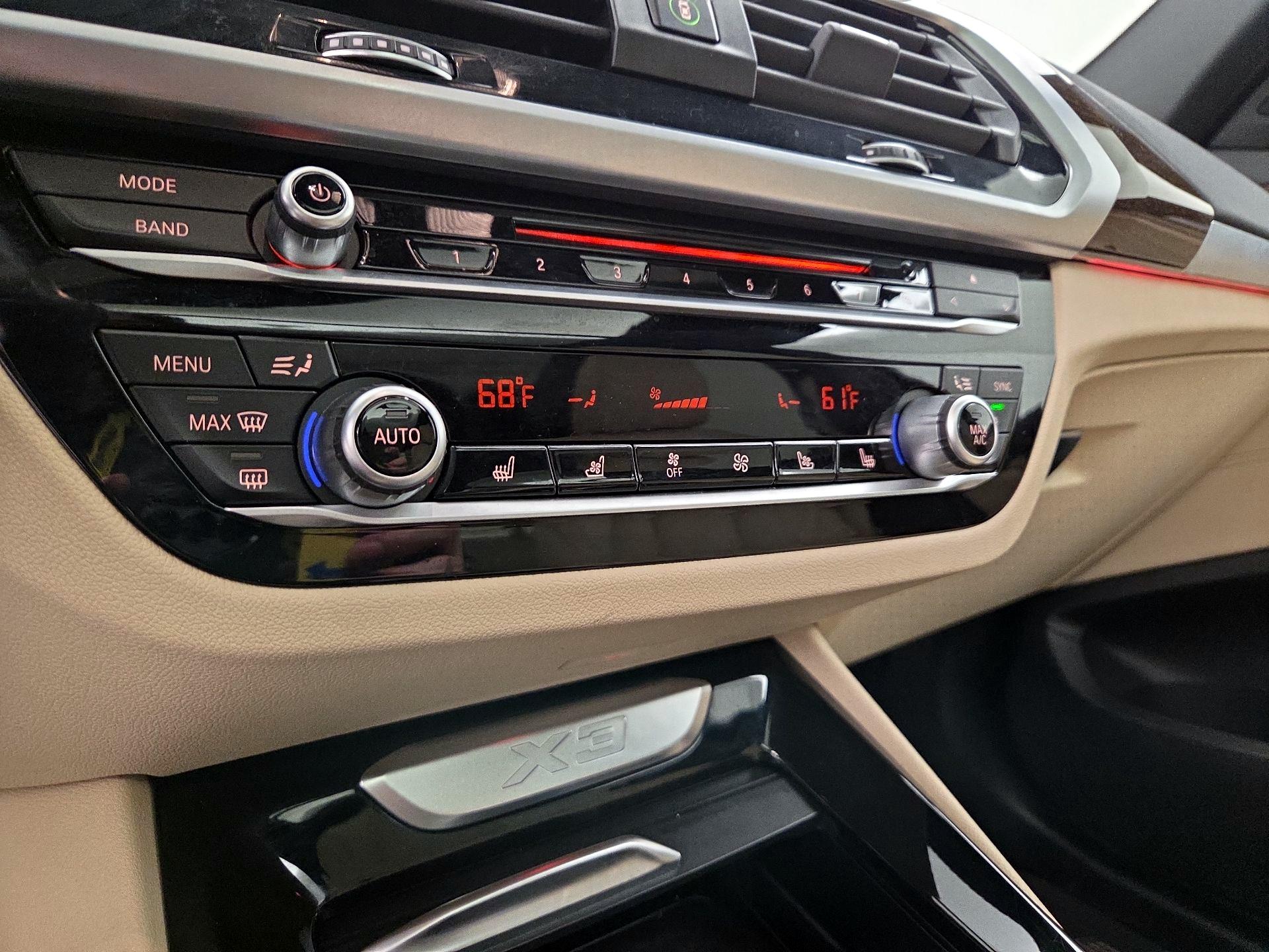 Thumbnail: 2019 BMW X3 - 17