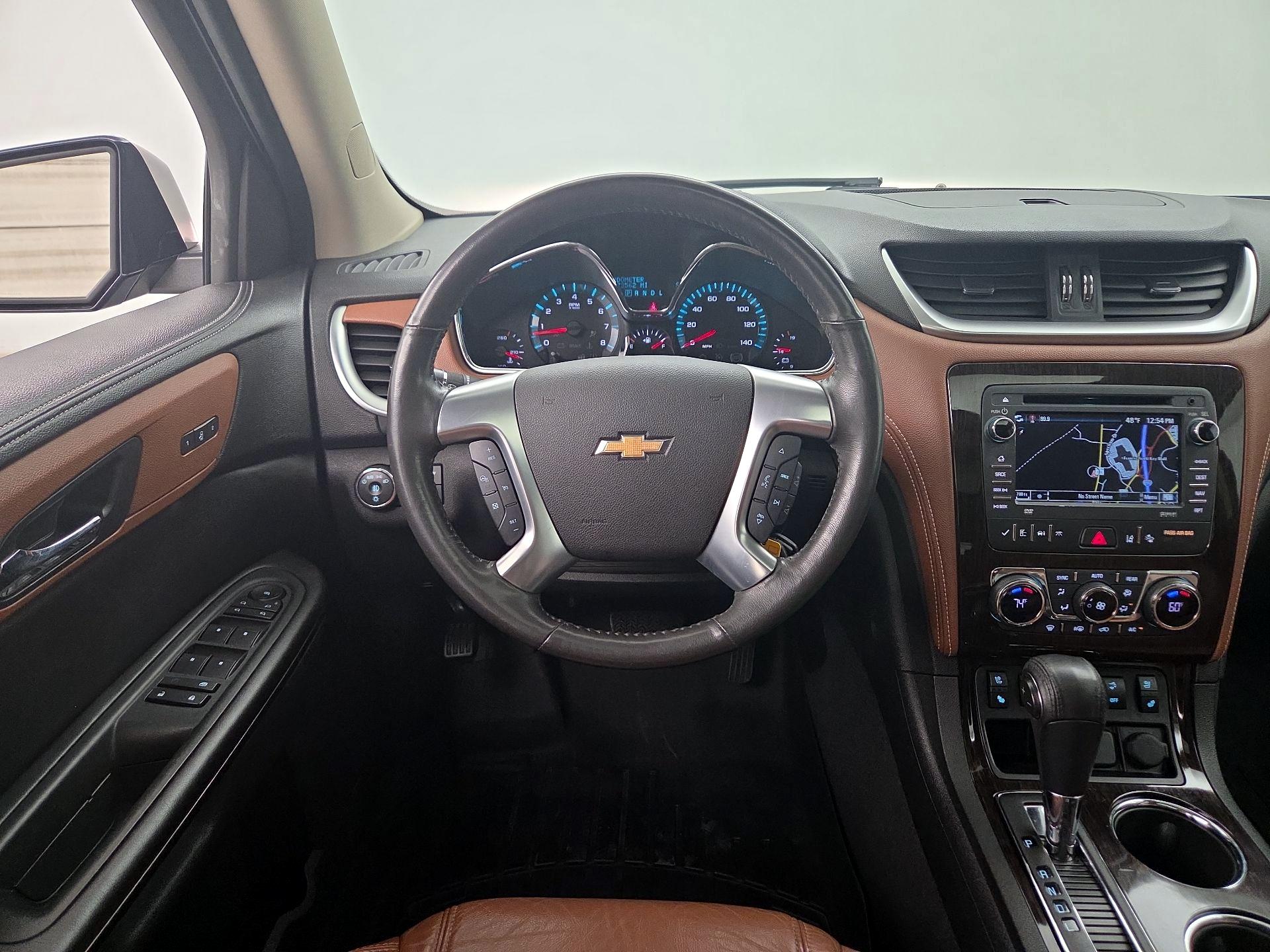 Thumbnail: 2016 Chevrolet Traverse - 10