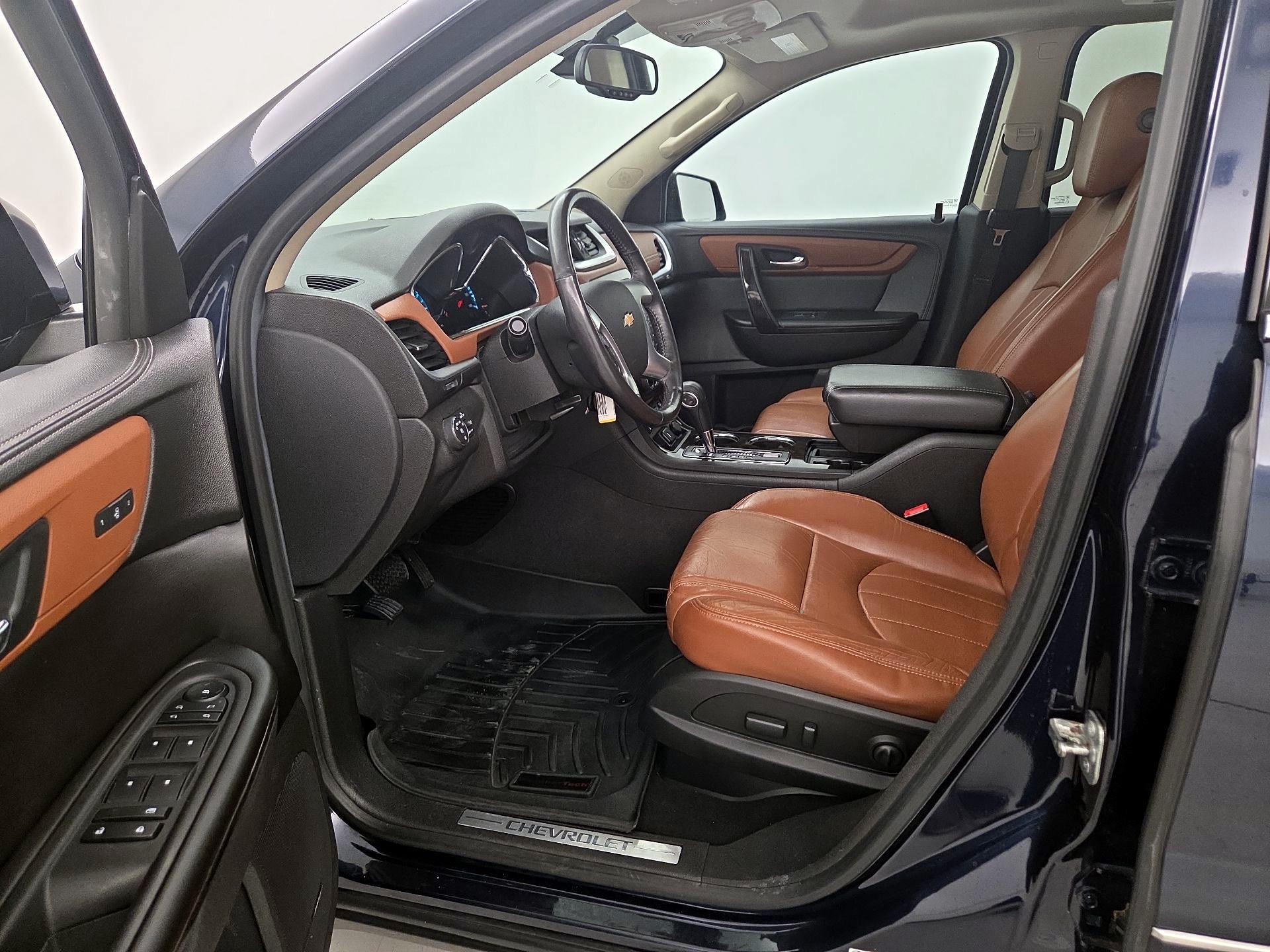 Thumbnail: 2016 Chevrolet Traverse - 11