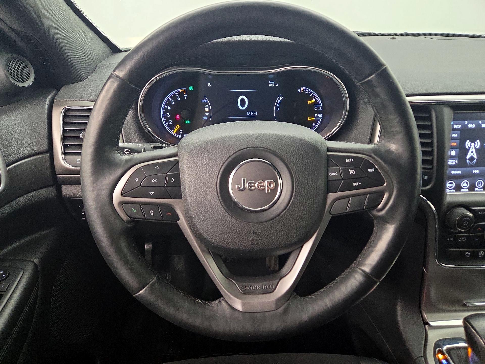 Thumbnail: 2018 Jeep Grand Cherokee - 10