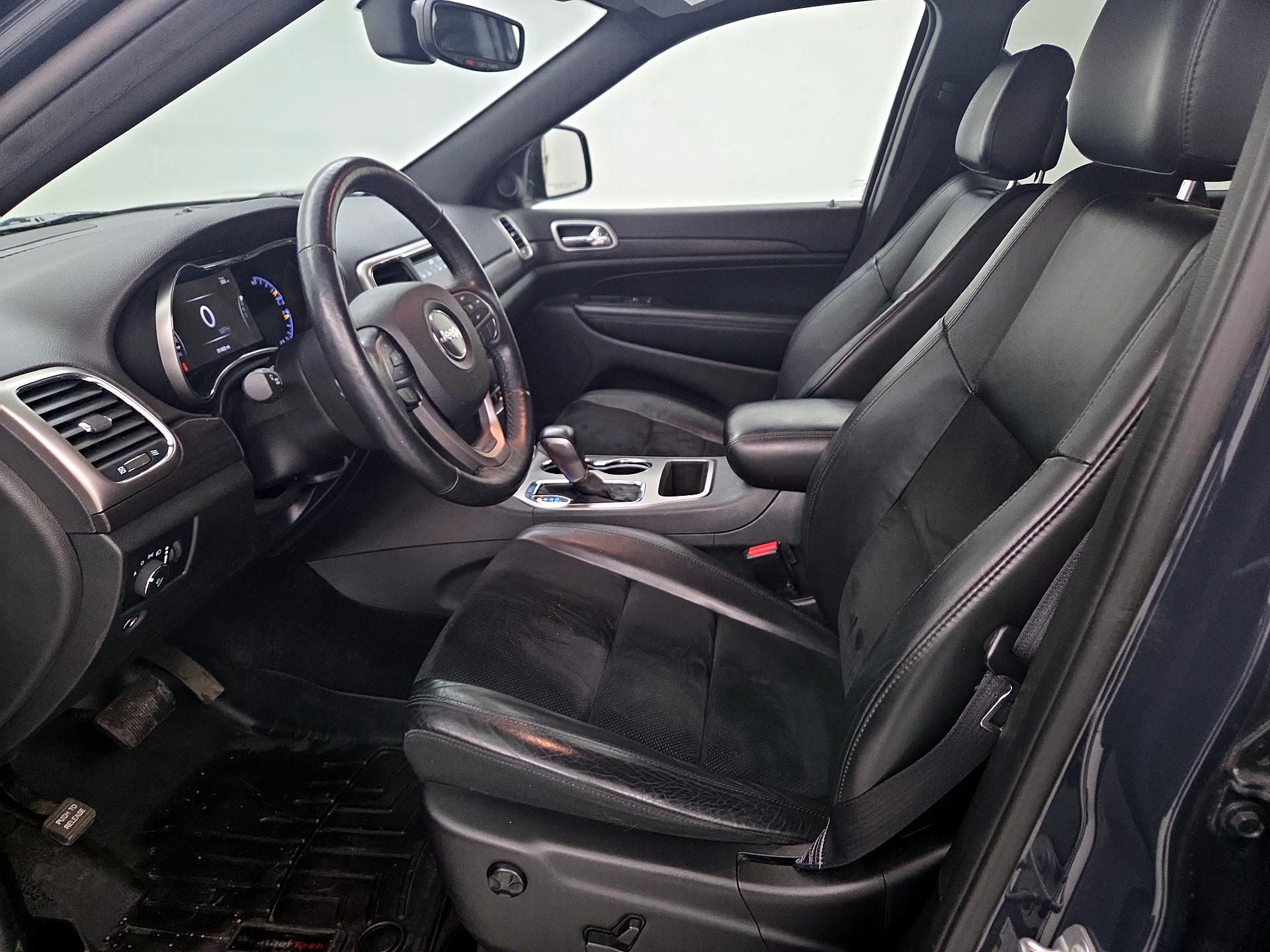 Thumbnail: 2018 Jeep Grand Cherokee - 11