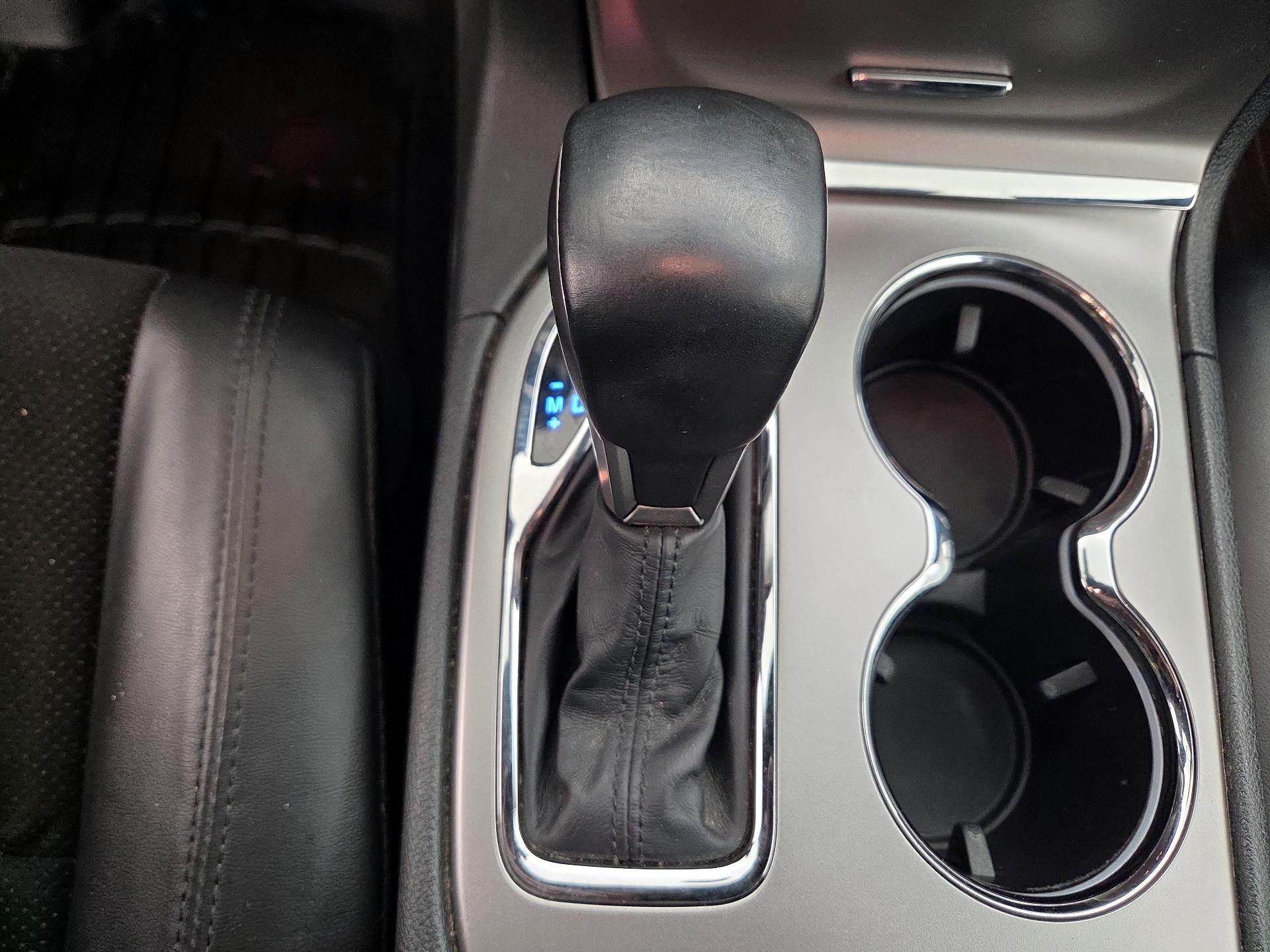 Thumbnail: 2018 Jeep Grand Cherokee - 17