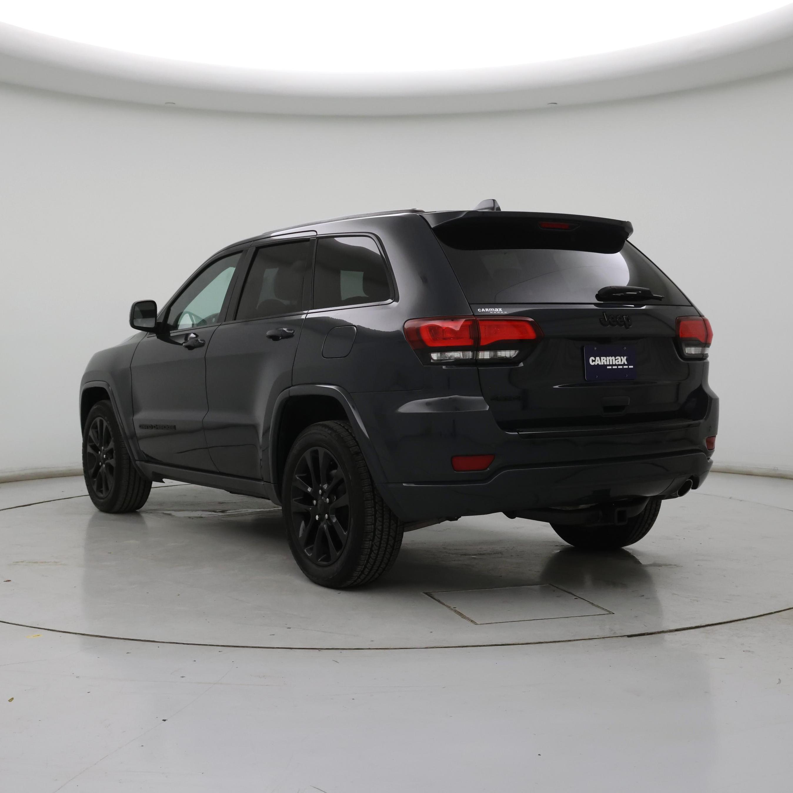 Thumbnail: 2018 Jeep Grand Cherokee - 2