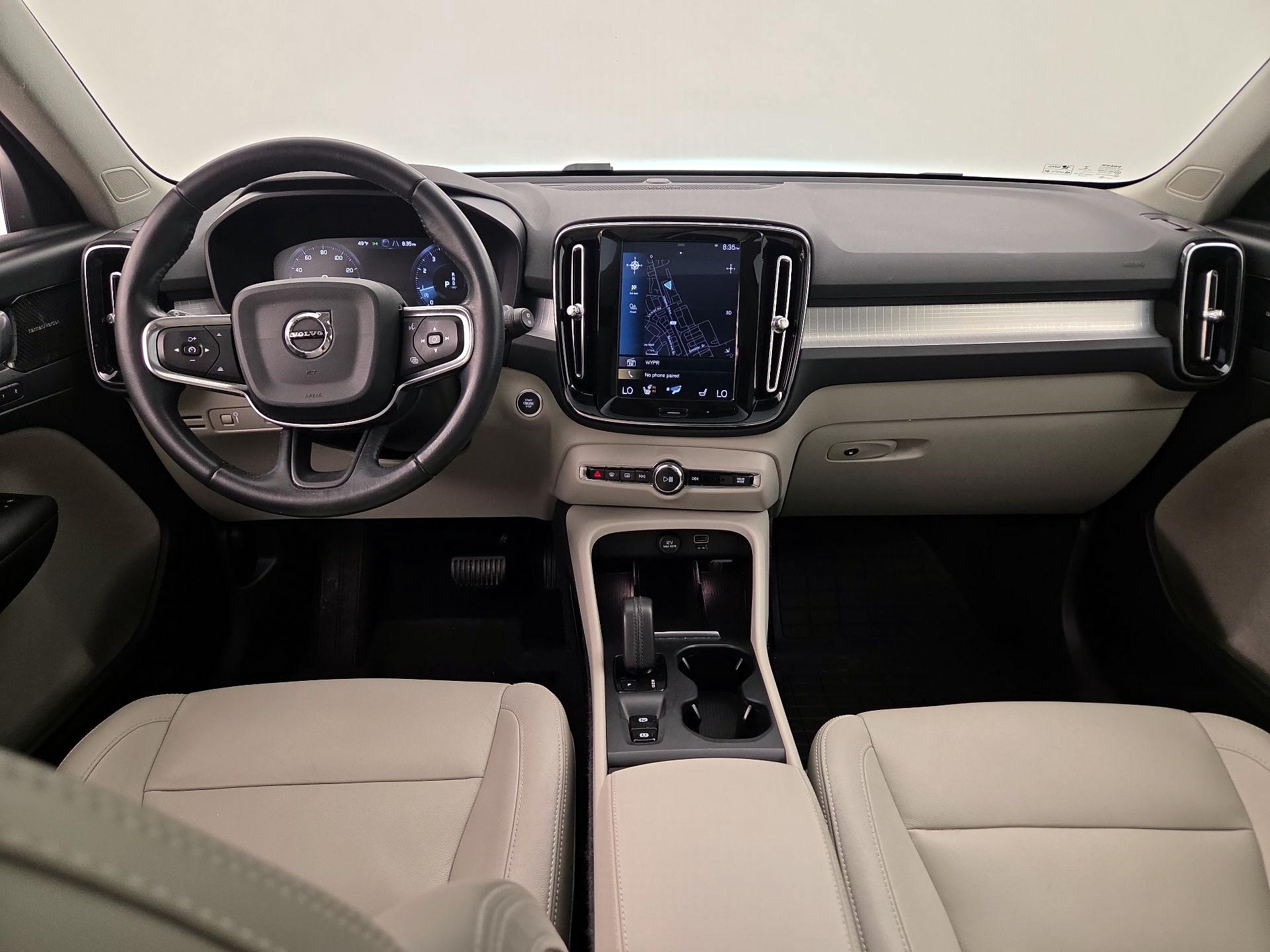 Thumbnail: 2019 Volvo XC40 - 9