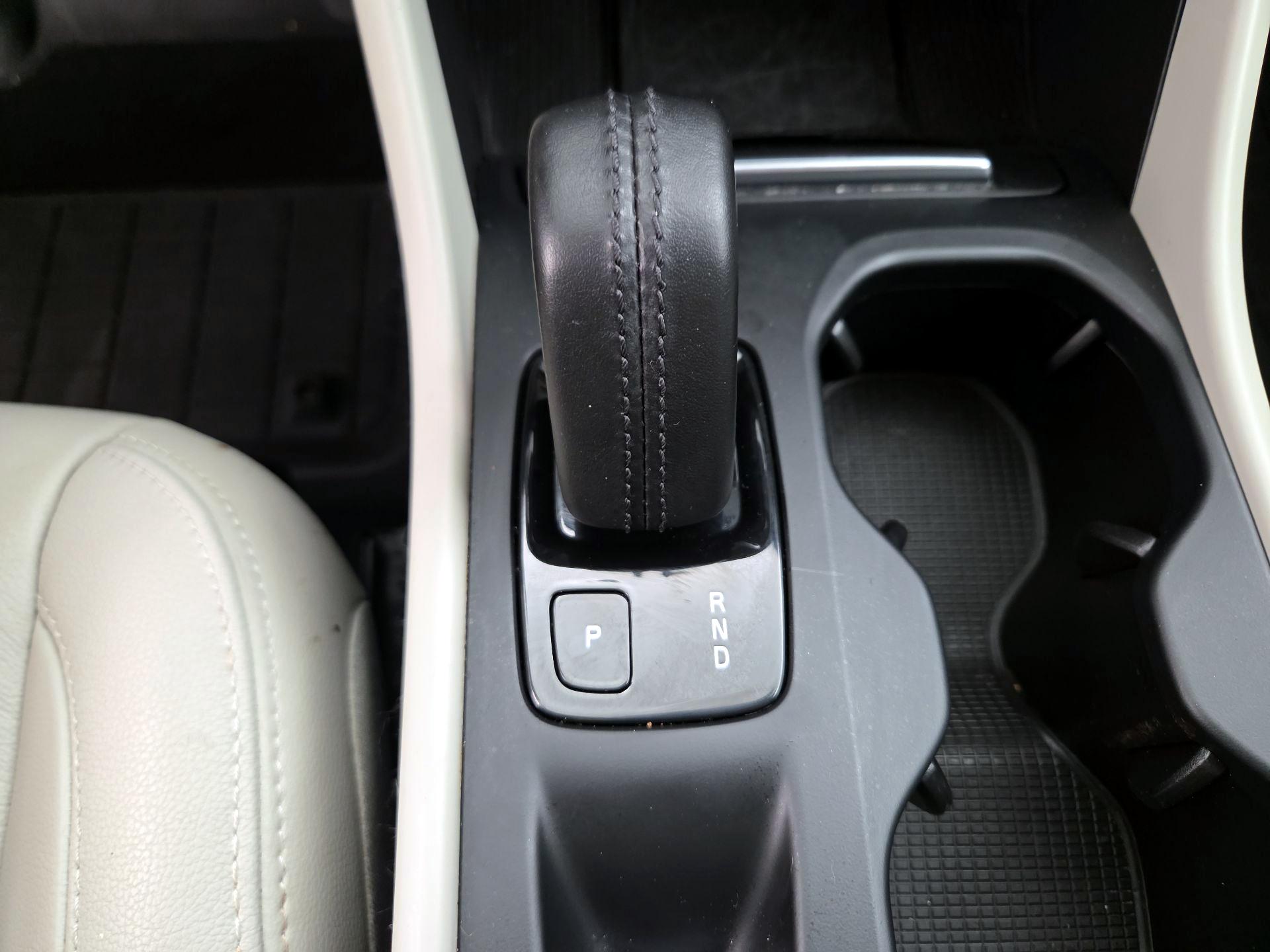 Thumbnail: 2019 Volvo XC40 - 18