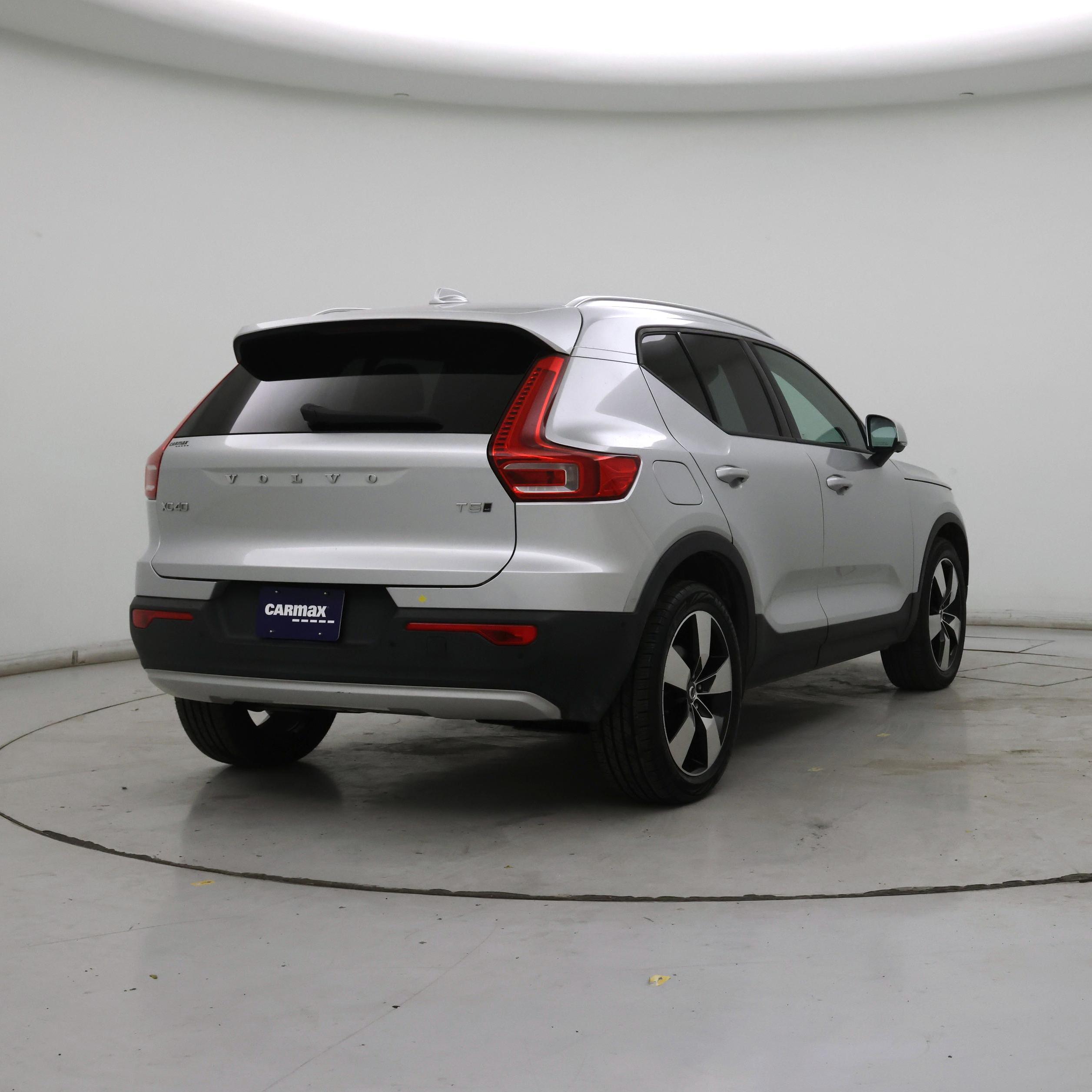 Thumbnail: 2019 Volvo XC40 - 8