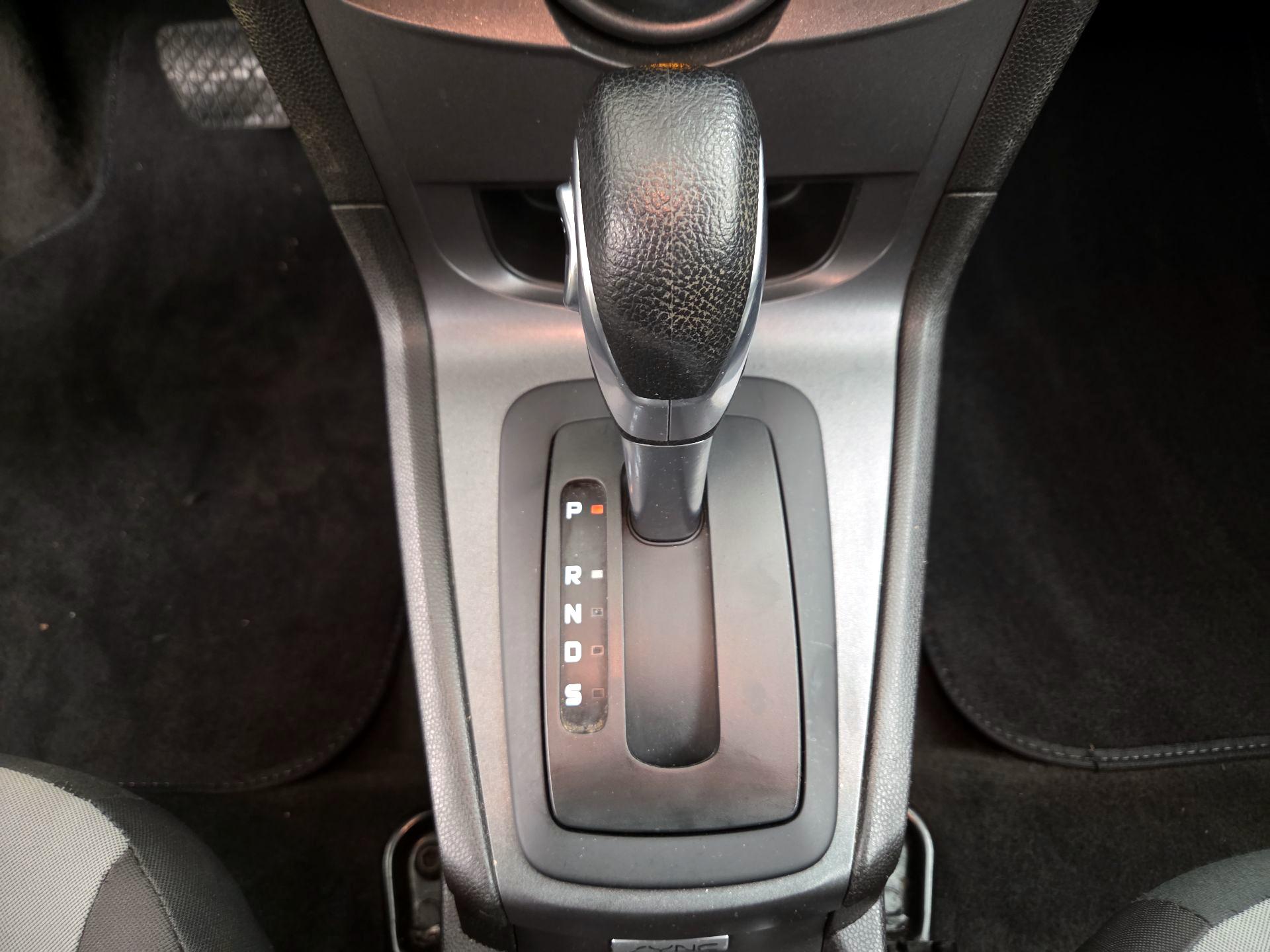 Thumbnail: 2016 Ford Fiesta - 16