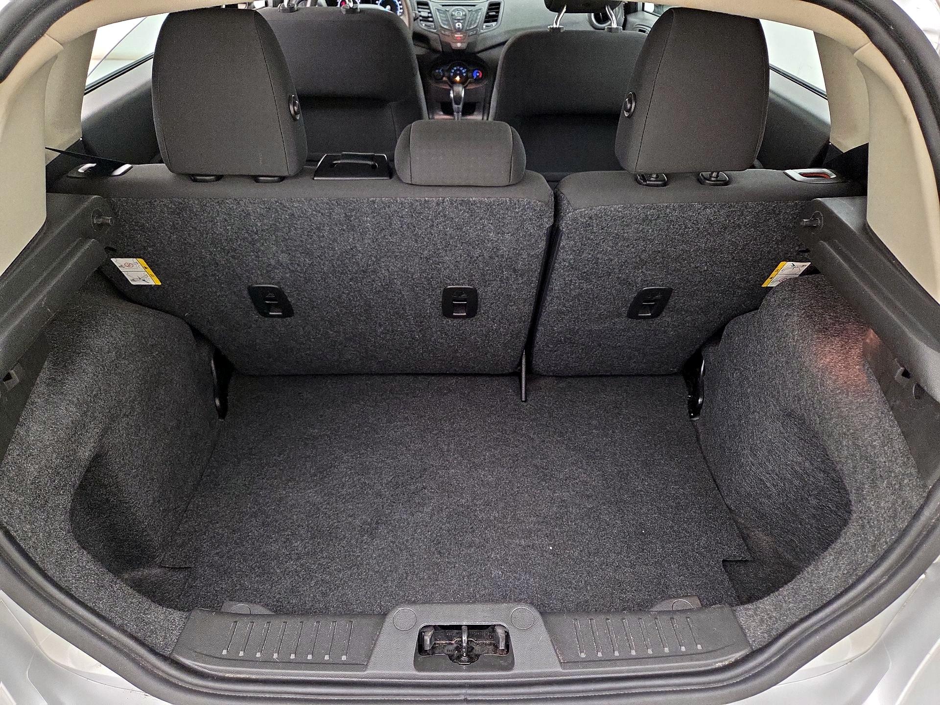 Thumbnail: 2016 Ford Fiesta - 19