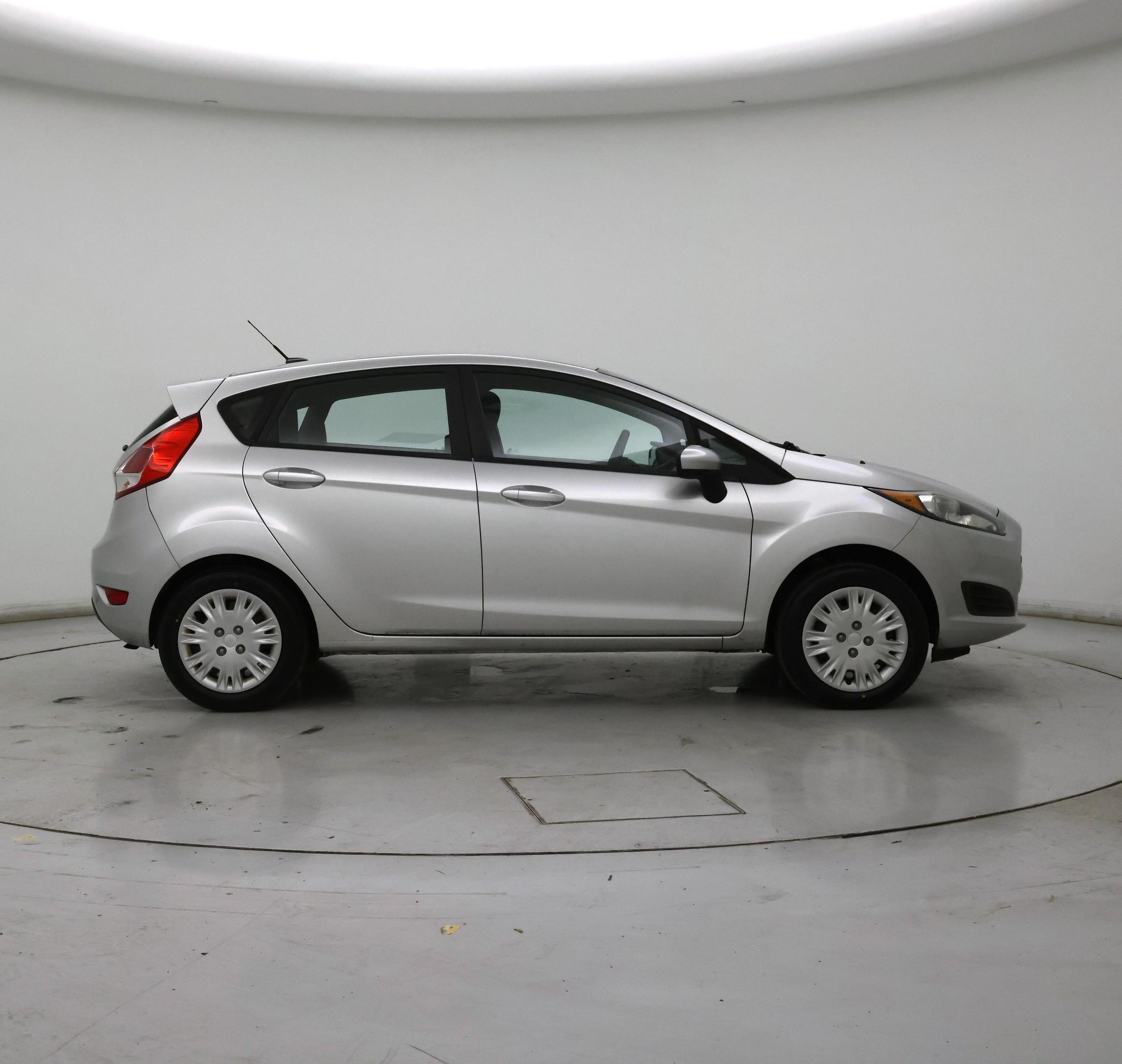 Thumbnail: 2016 Ford Fiesta - 7