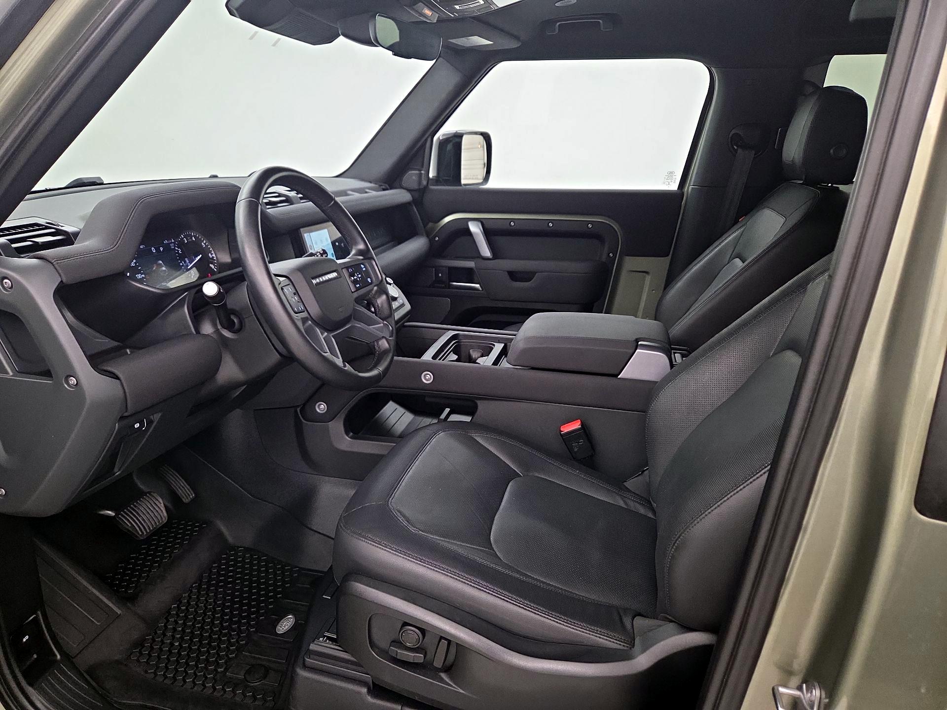 Thumbnail: 2023 Land Rover Defender - 11