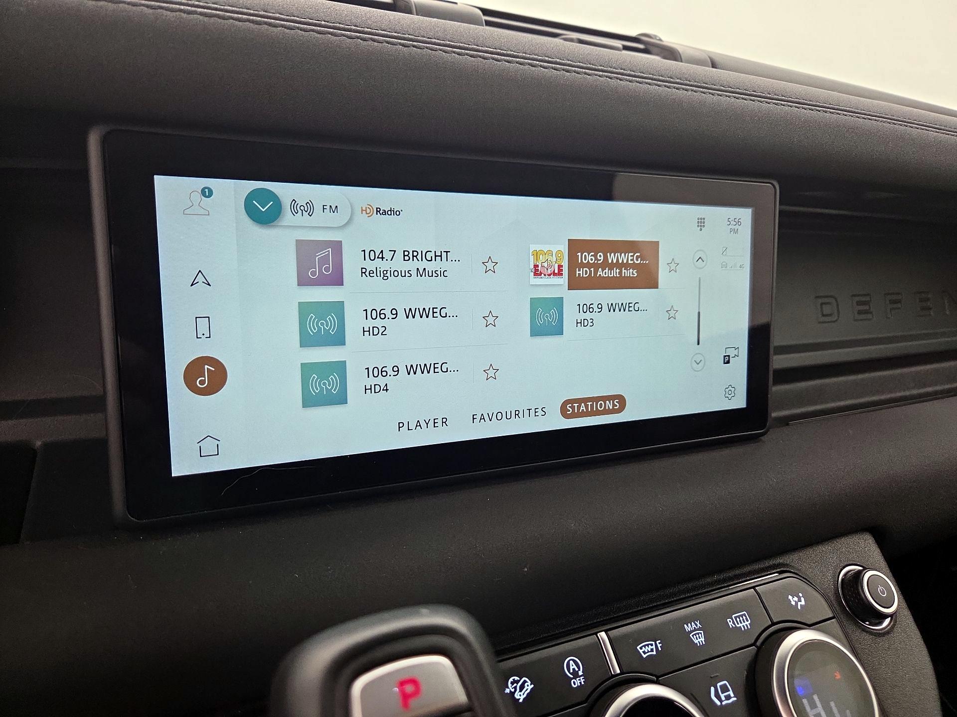 Thumbnail: 2023 Land Rover Defender - 16