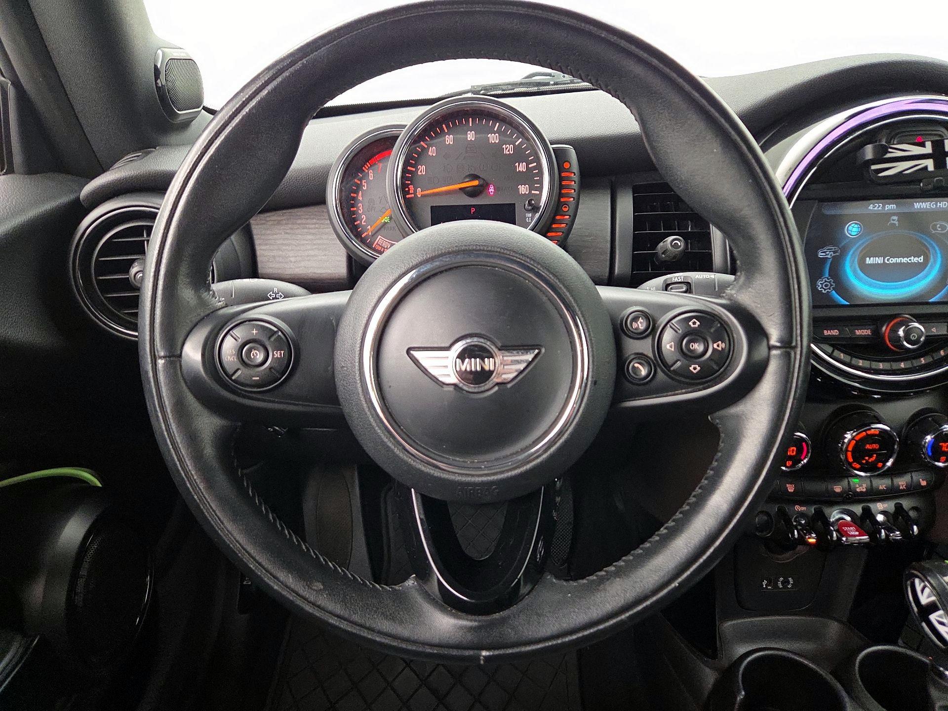 Thumbnail: 2017 MINI Cooper - 10