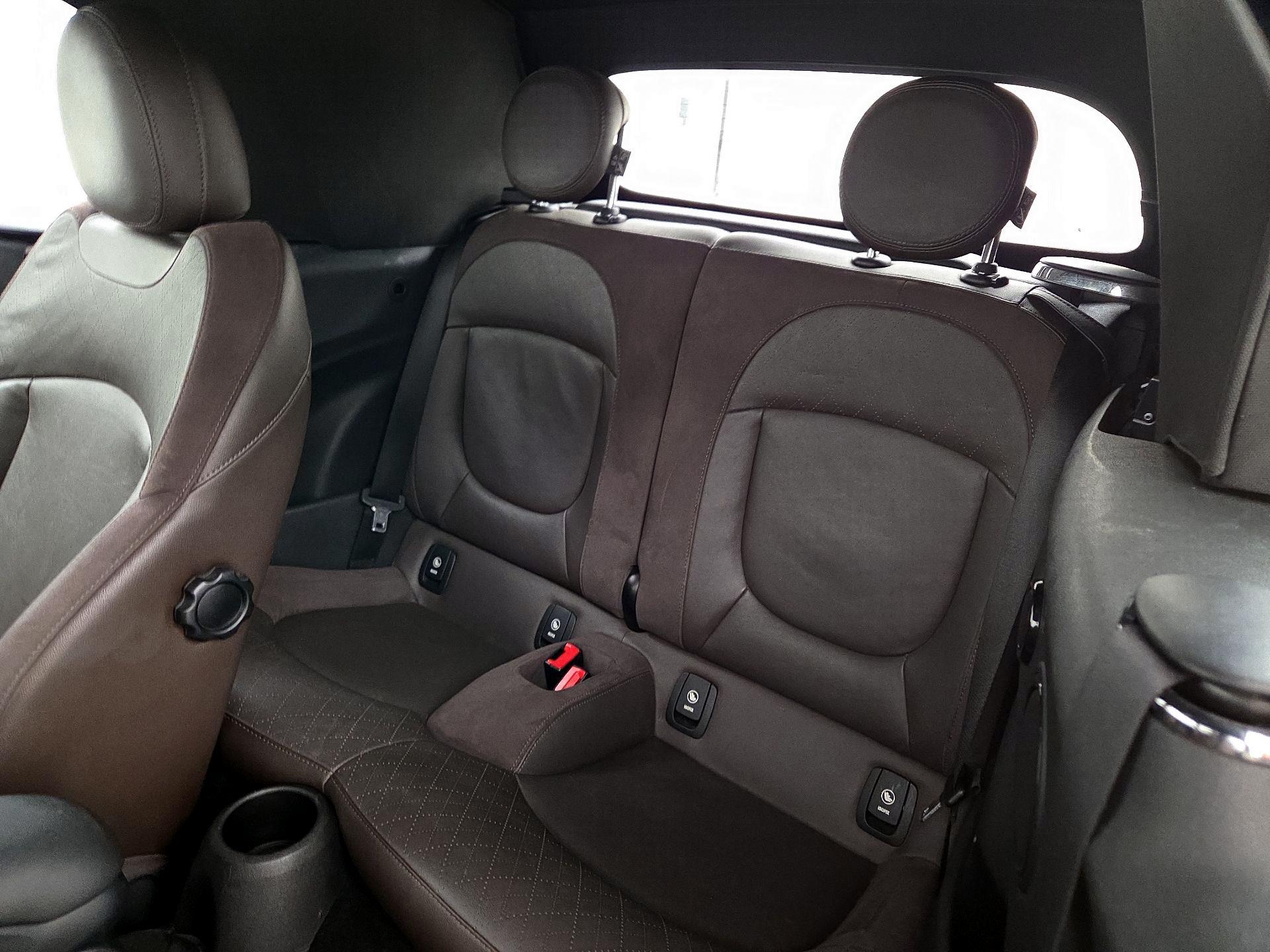 Thumbnail: 2017 MINI Cooper - 19