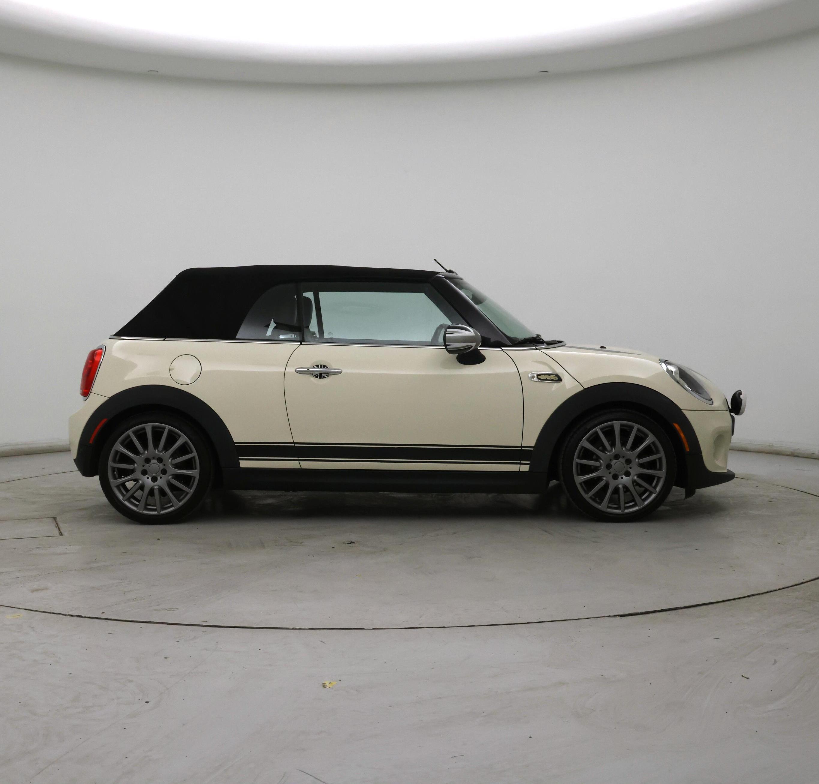 Thumbnail: 2017 MINI Cooper - 7