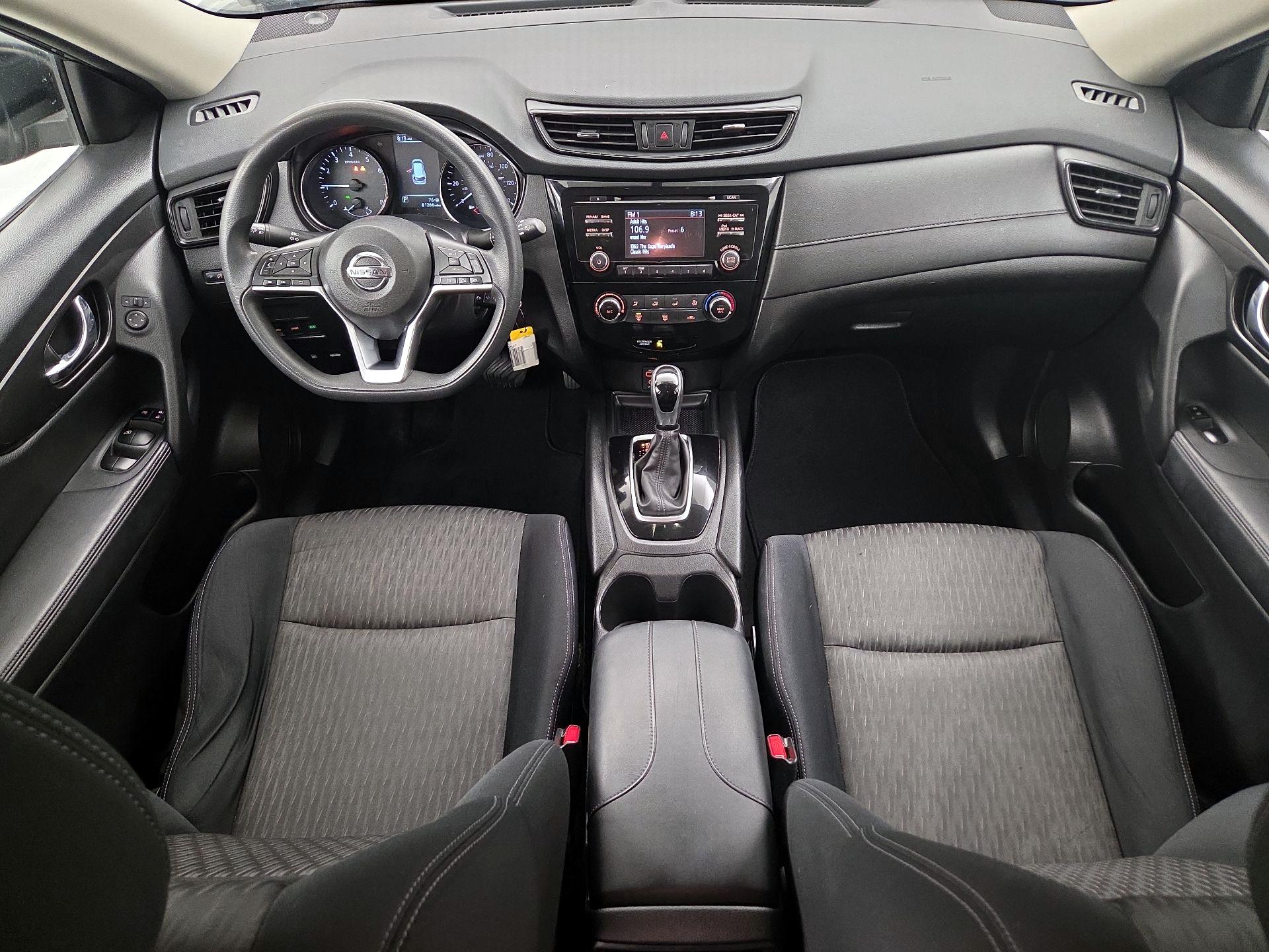 Thumbnail: 2017 Nissan Rogue - 9