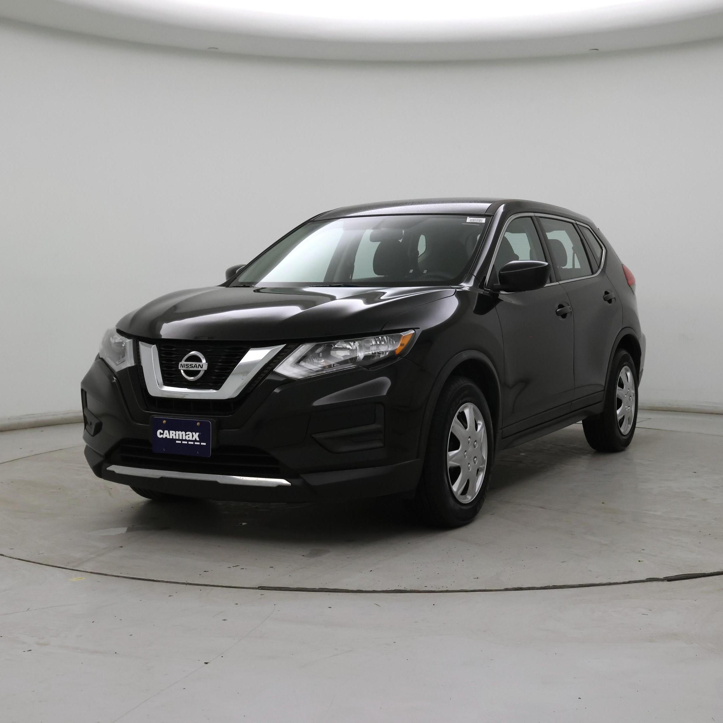 Thumbnail: 2017 Nissan Rogue - 4