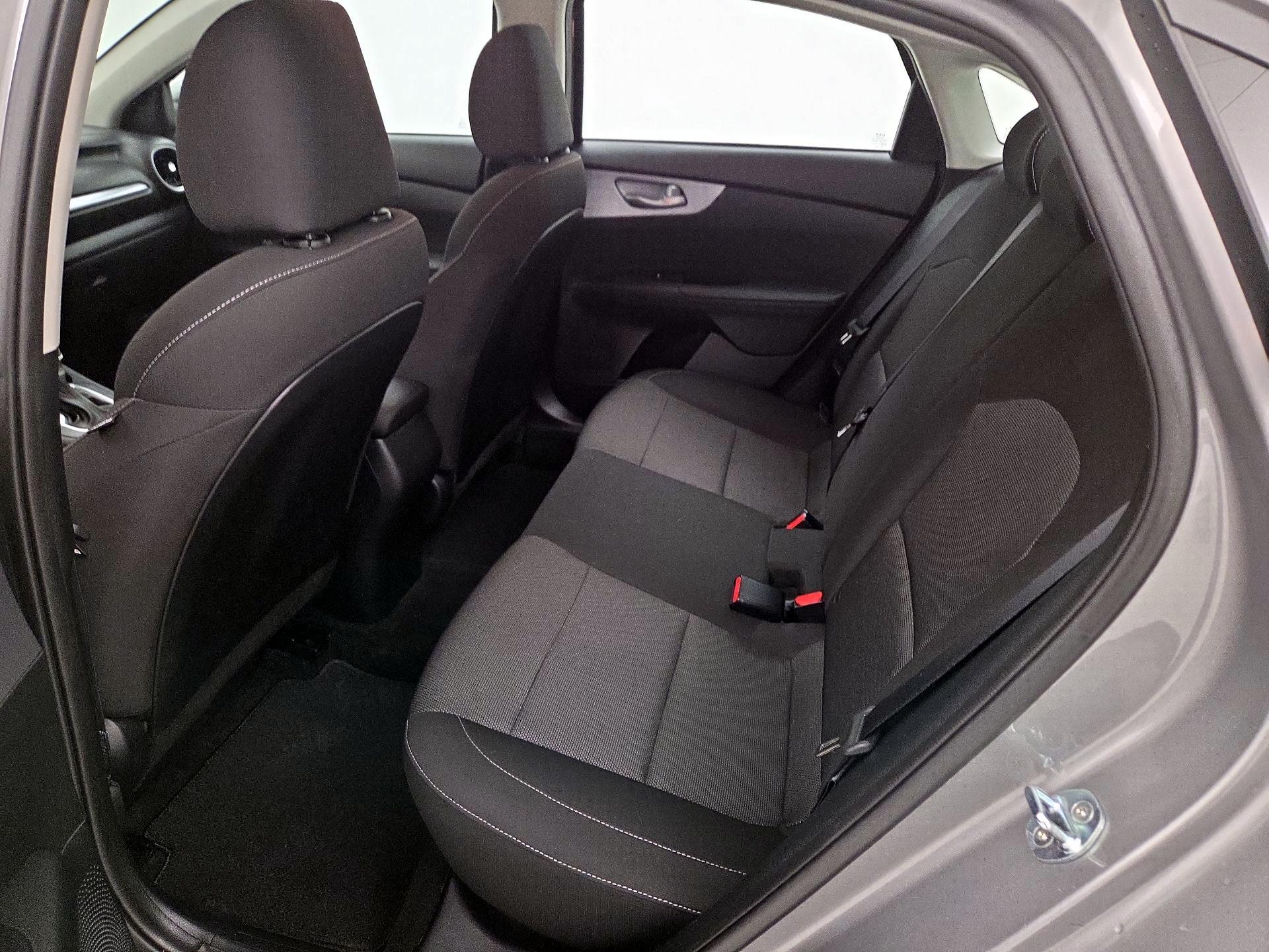 Thumbnail: 2022 Kia Forte - 19