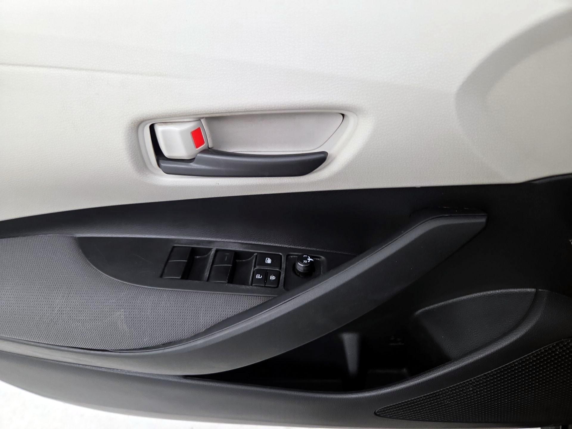 Thumbnail: 2022 Toyota Corolla - 12