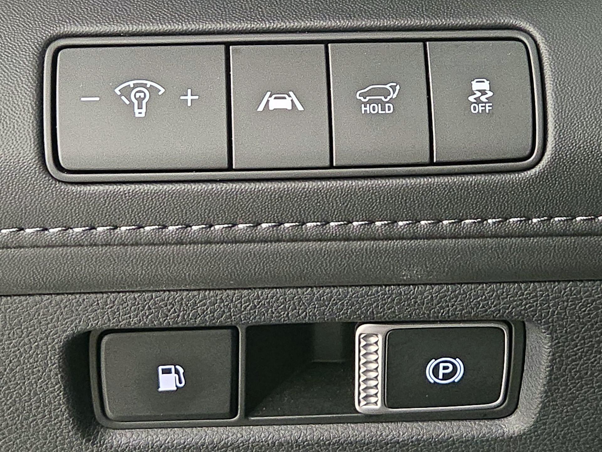 Thumbnail: 2023 Hyundai Santa Fe - 13