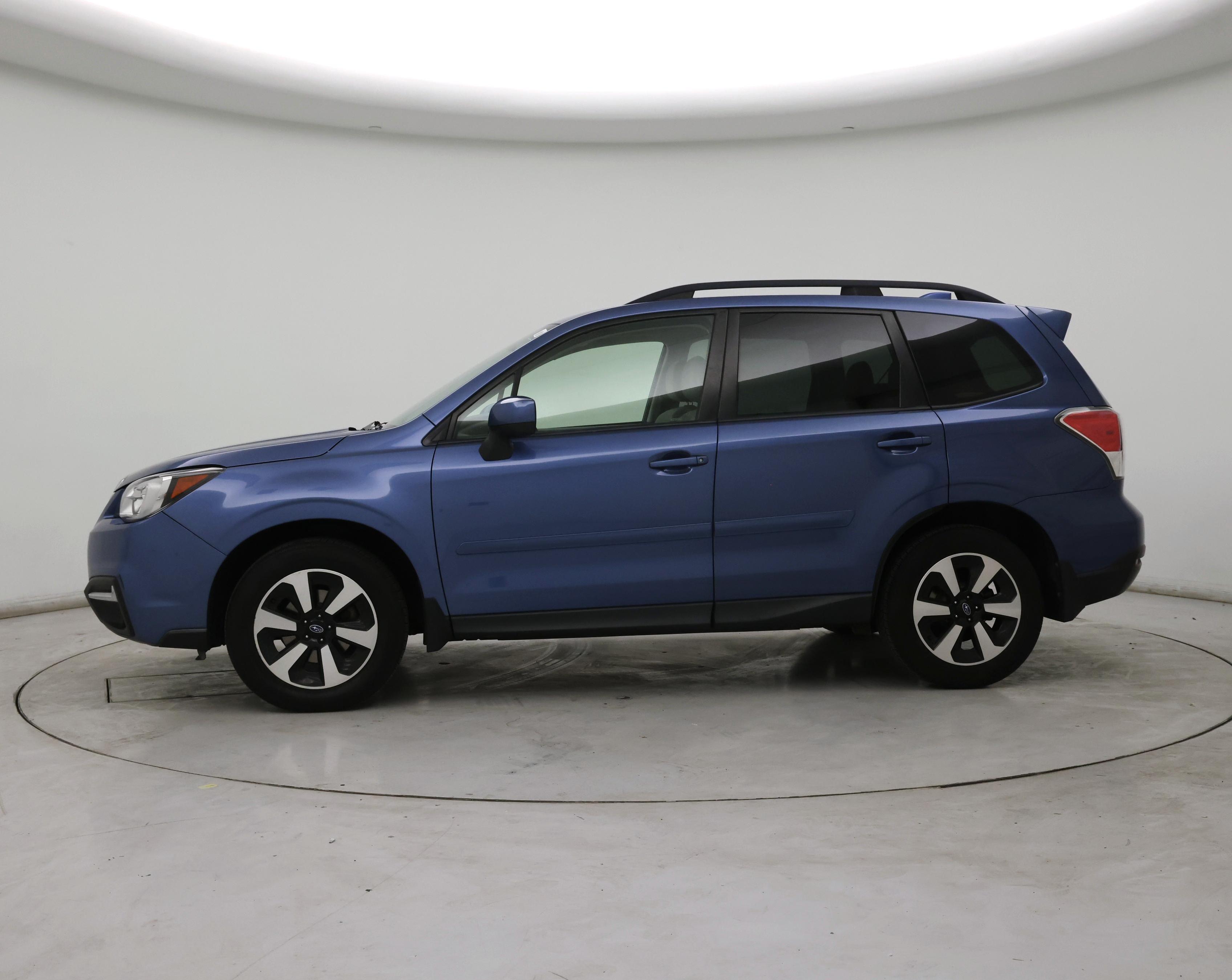 Thumbnail: 2018 Subaru Forester - 3
