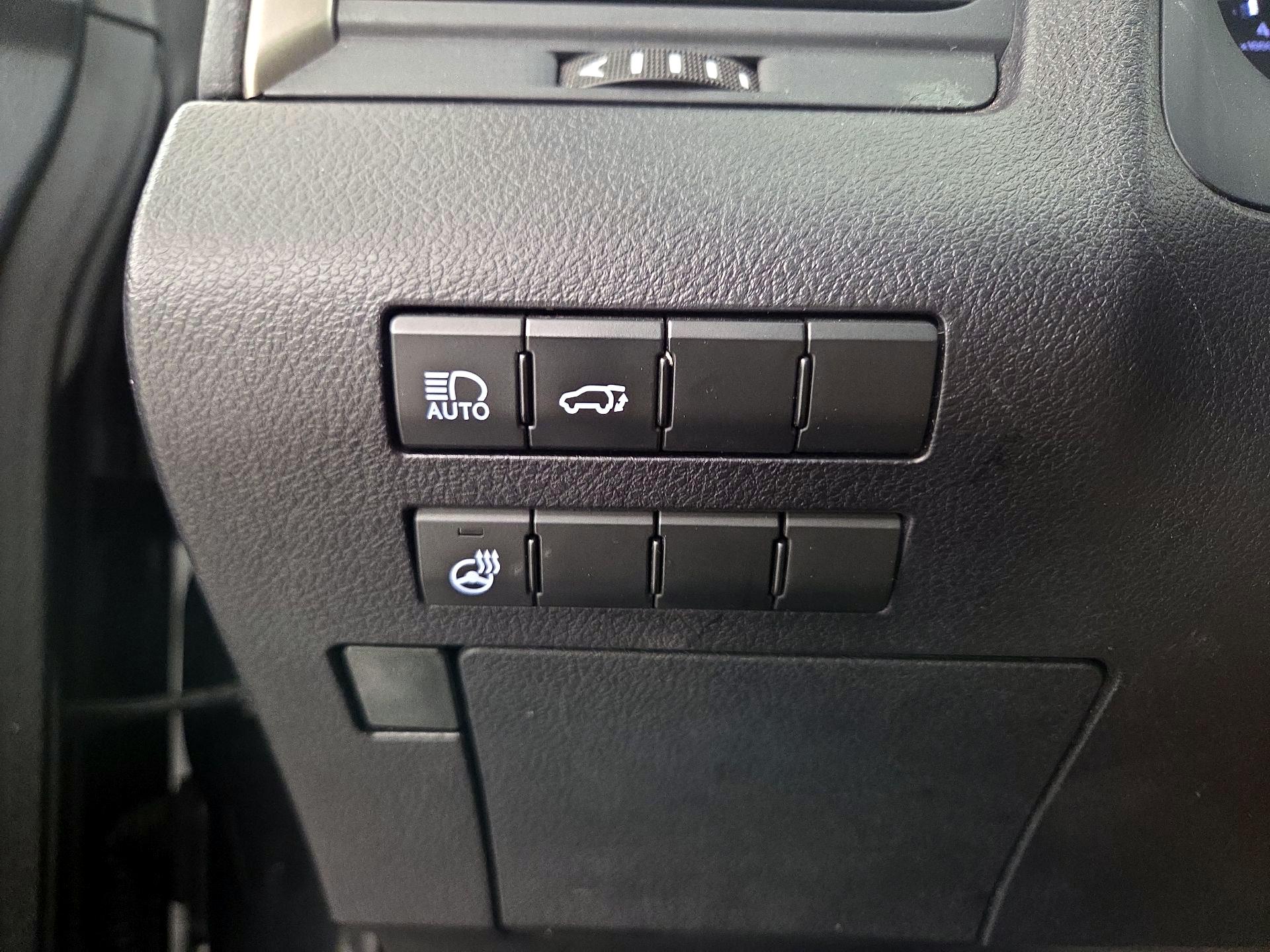 Thumbnail: 2020 Lexus RX - 13