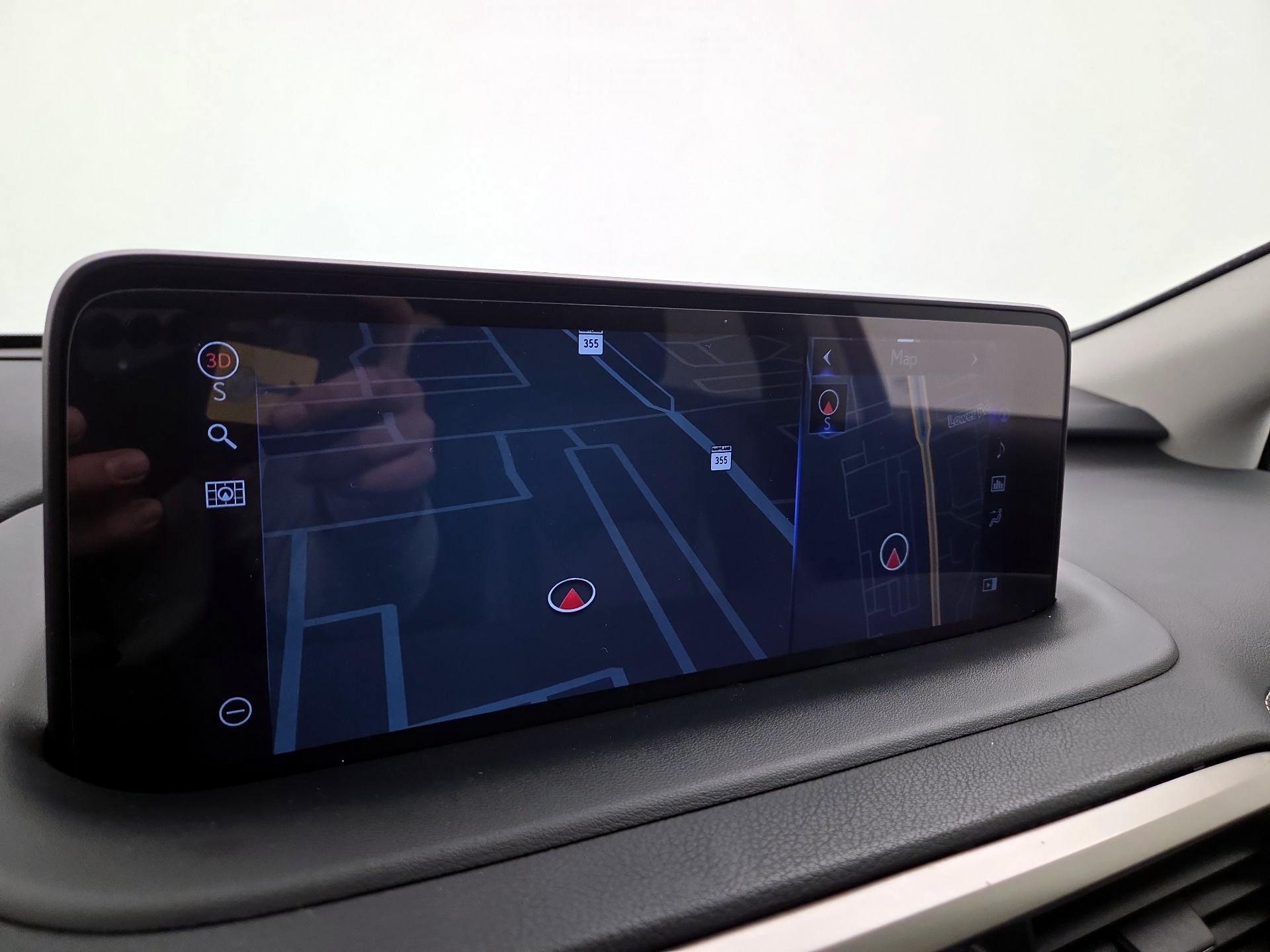 Thumbnail: 2020 Lexus RX - 14