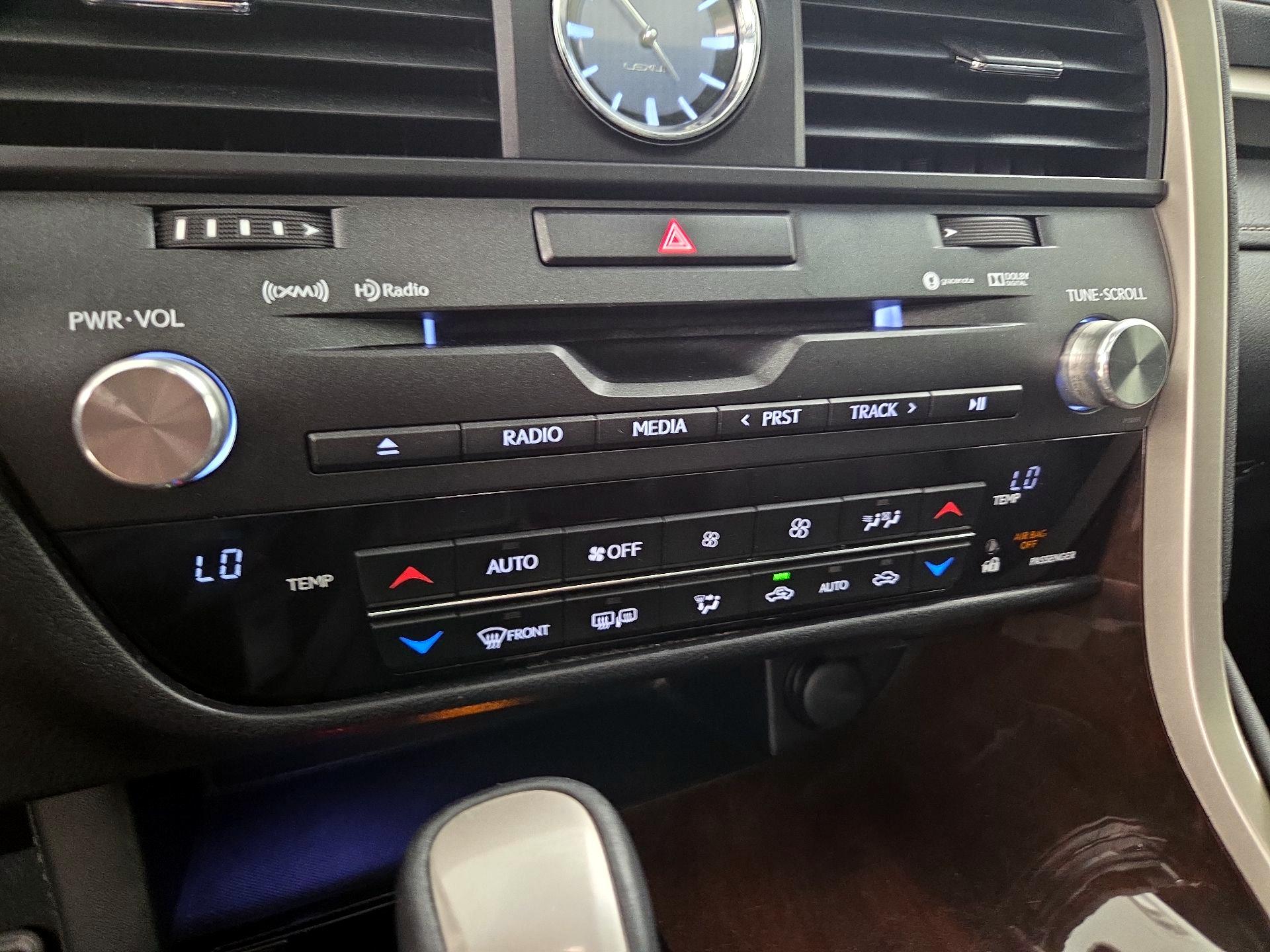 Thumbnail: 2016 Lexus RX - 17