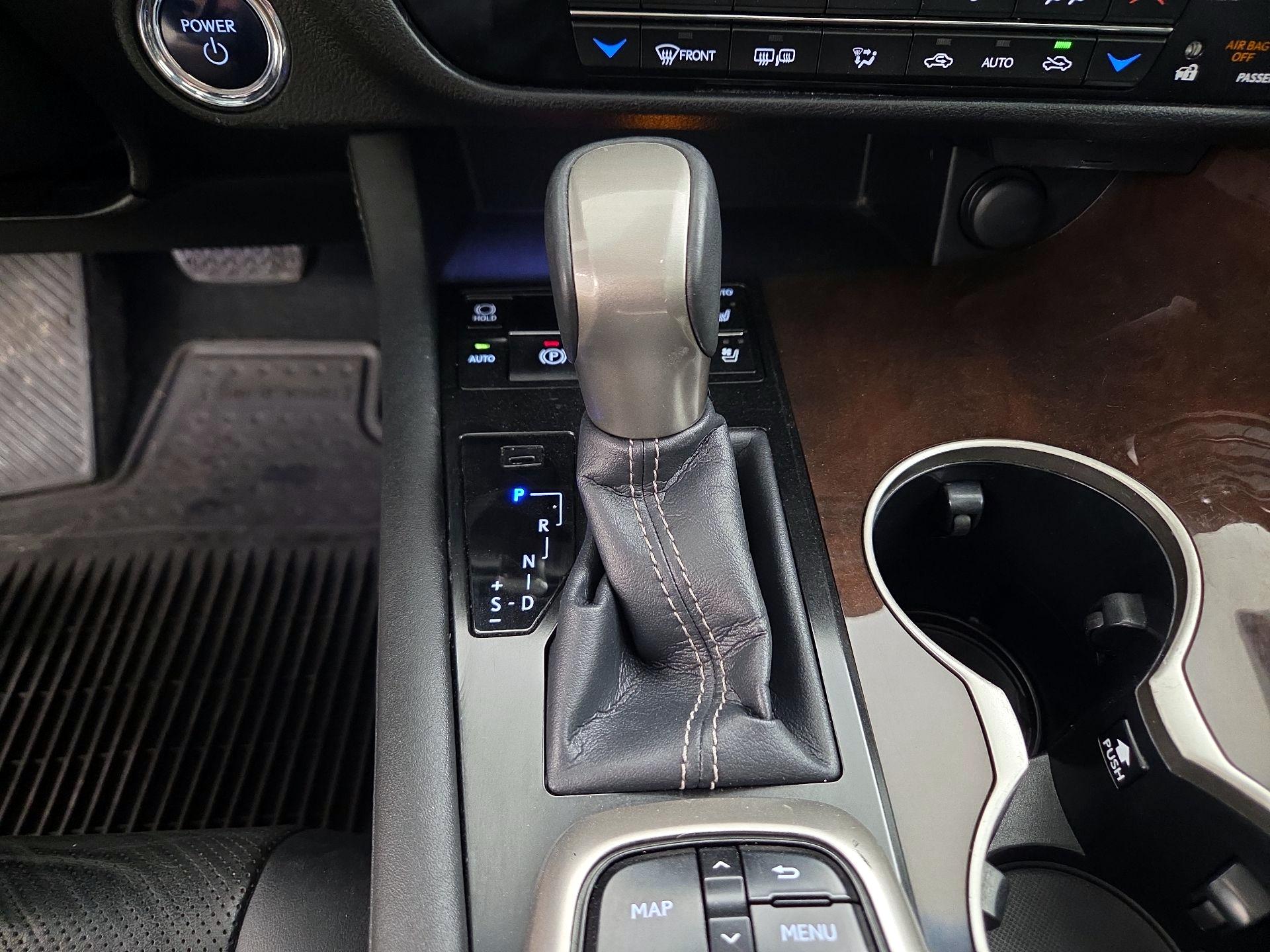 Thumbnail: 2016 Lexus RX - 18