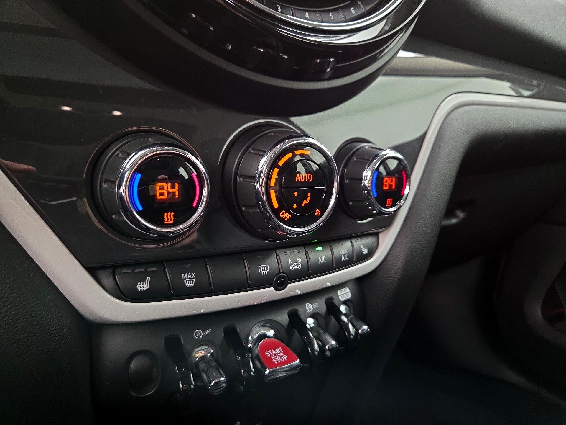 Thumbnail: 2020 MINI Cooper Countryman - 16