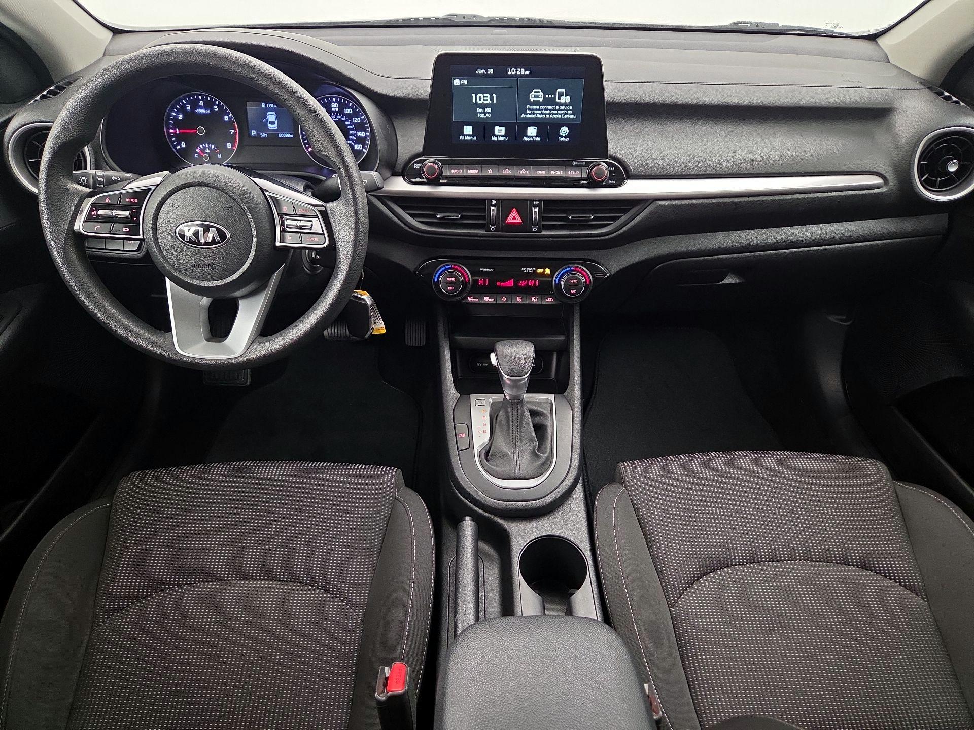 Thumbnail: 2019 Kia Forte - 9