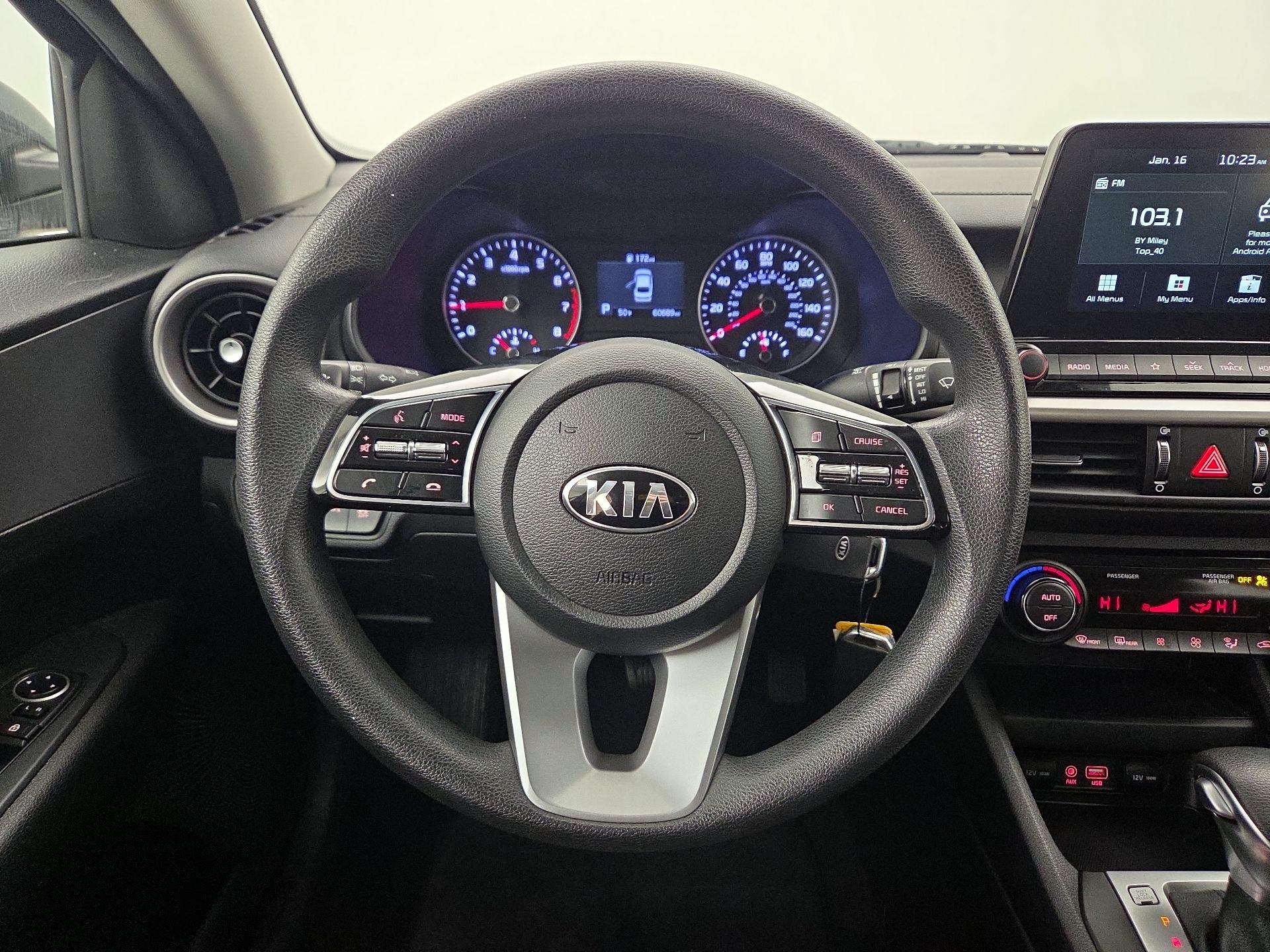 Thumbnail: 2019 Kia Forte - 10