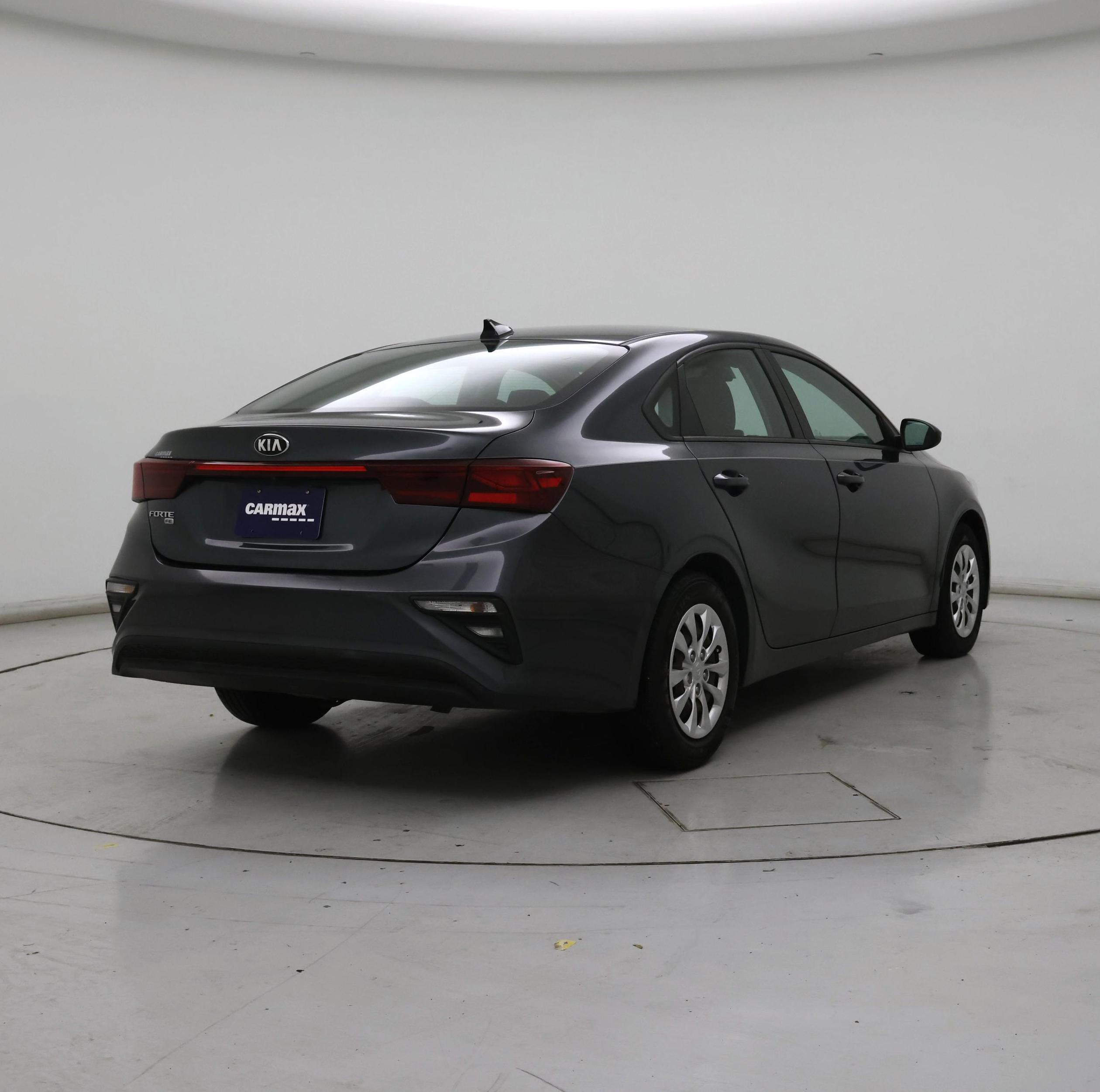 Thumbnail: 2019 Kia Forte - 8