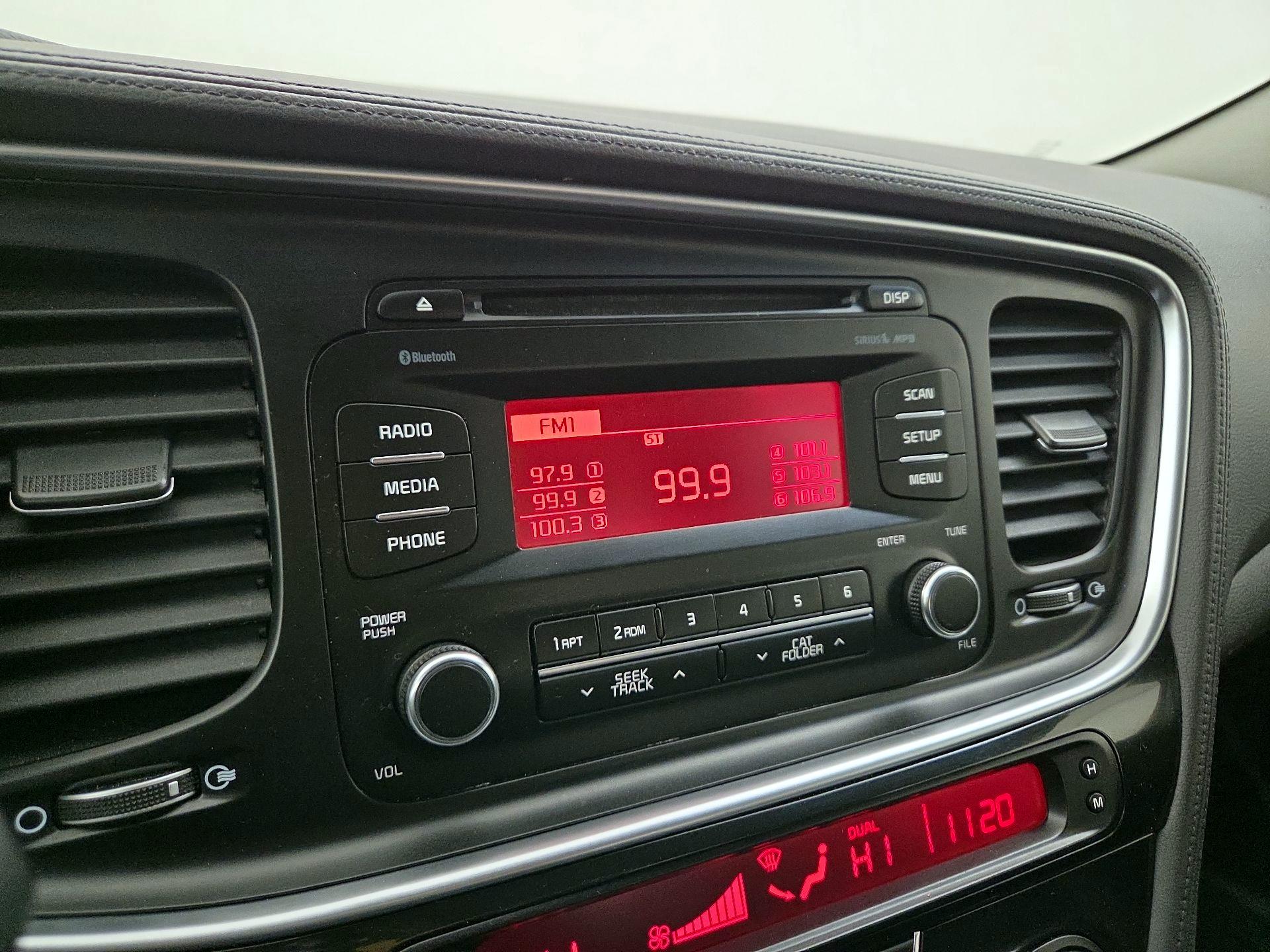 Thumbnail: 2015 Kia Optima - 14