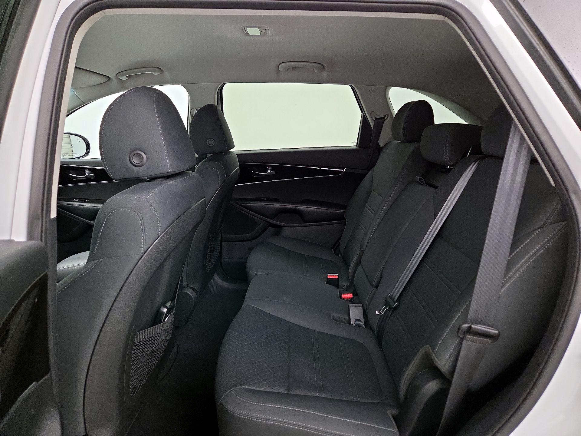 Thumbnail: 2020 Kia Sorento - 19