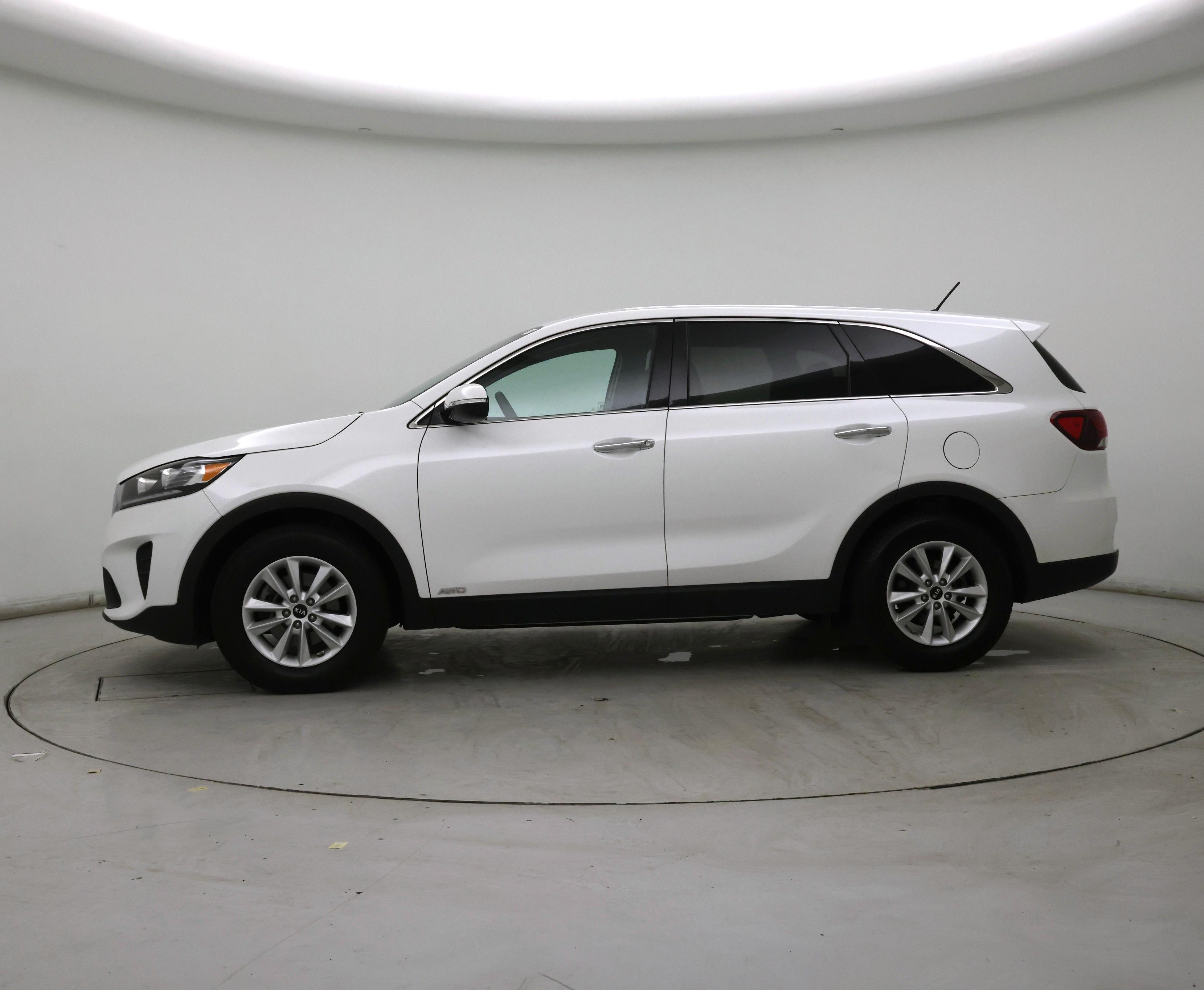 Thumbnail: 2020 Kia Sorento - 3