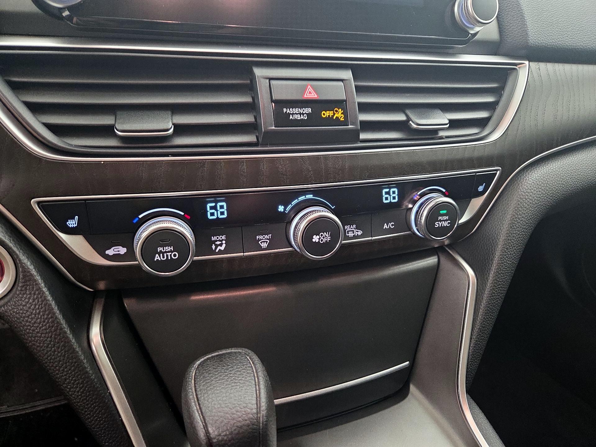 Thumbnail: 2019 Honda Accord - 16