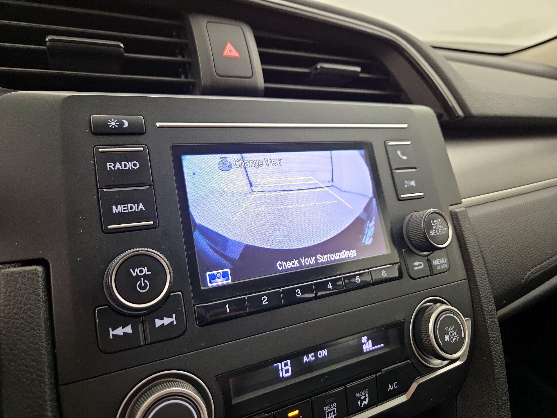 Thumbnail: 2016 Honda Civic - 14