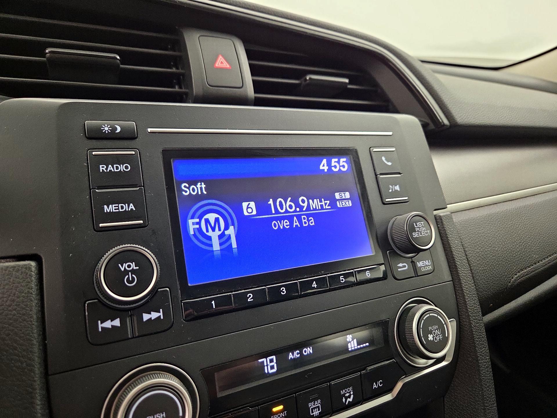 Thumbnail: 2016 Honda Civic - 15