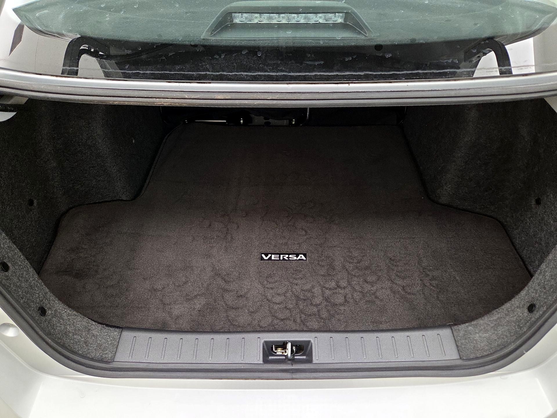 Thumbnail: 2021 Nissan Versa - 20