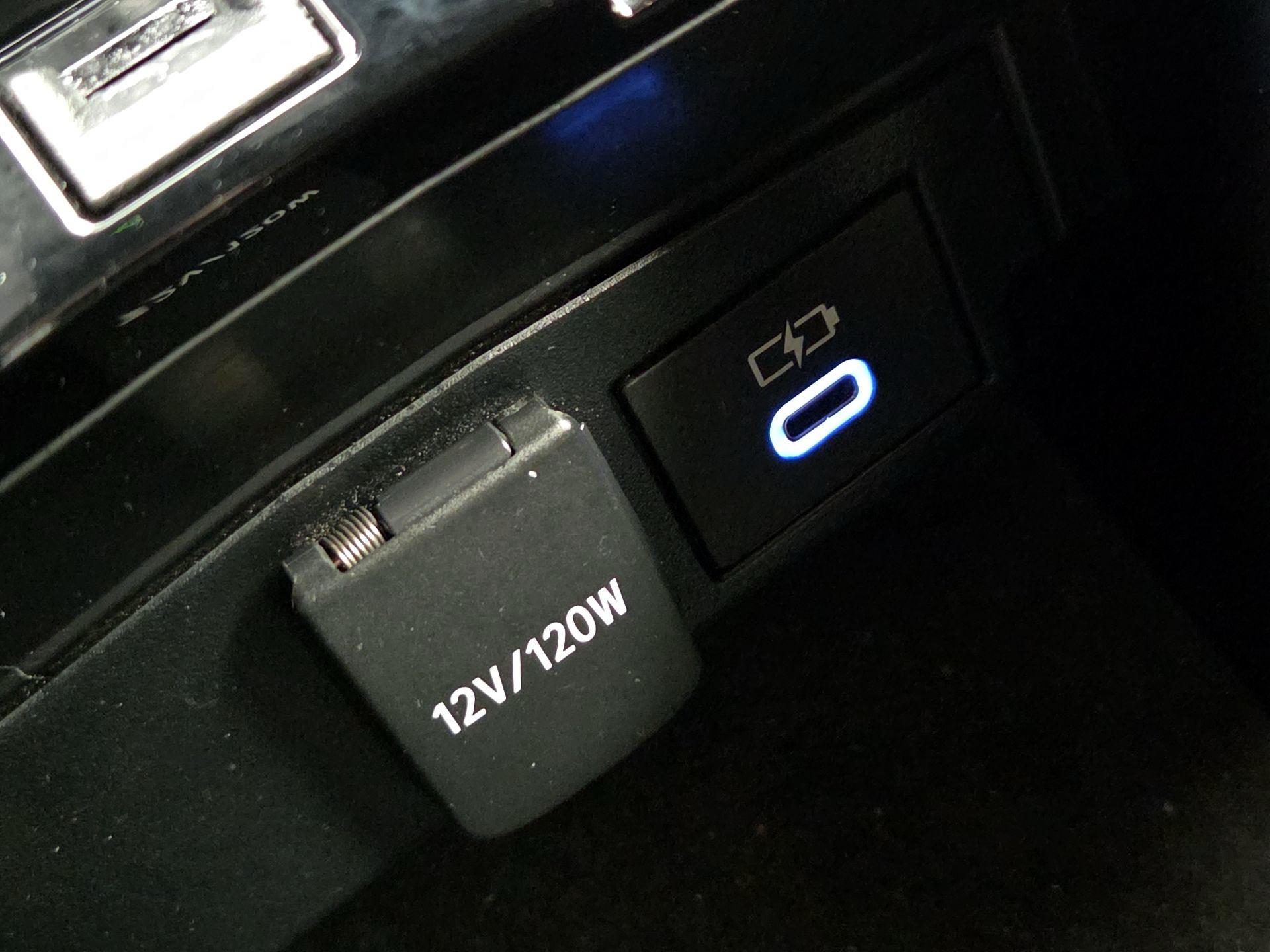 Thumbnail: 2022 Toyota Corolla - 18