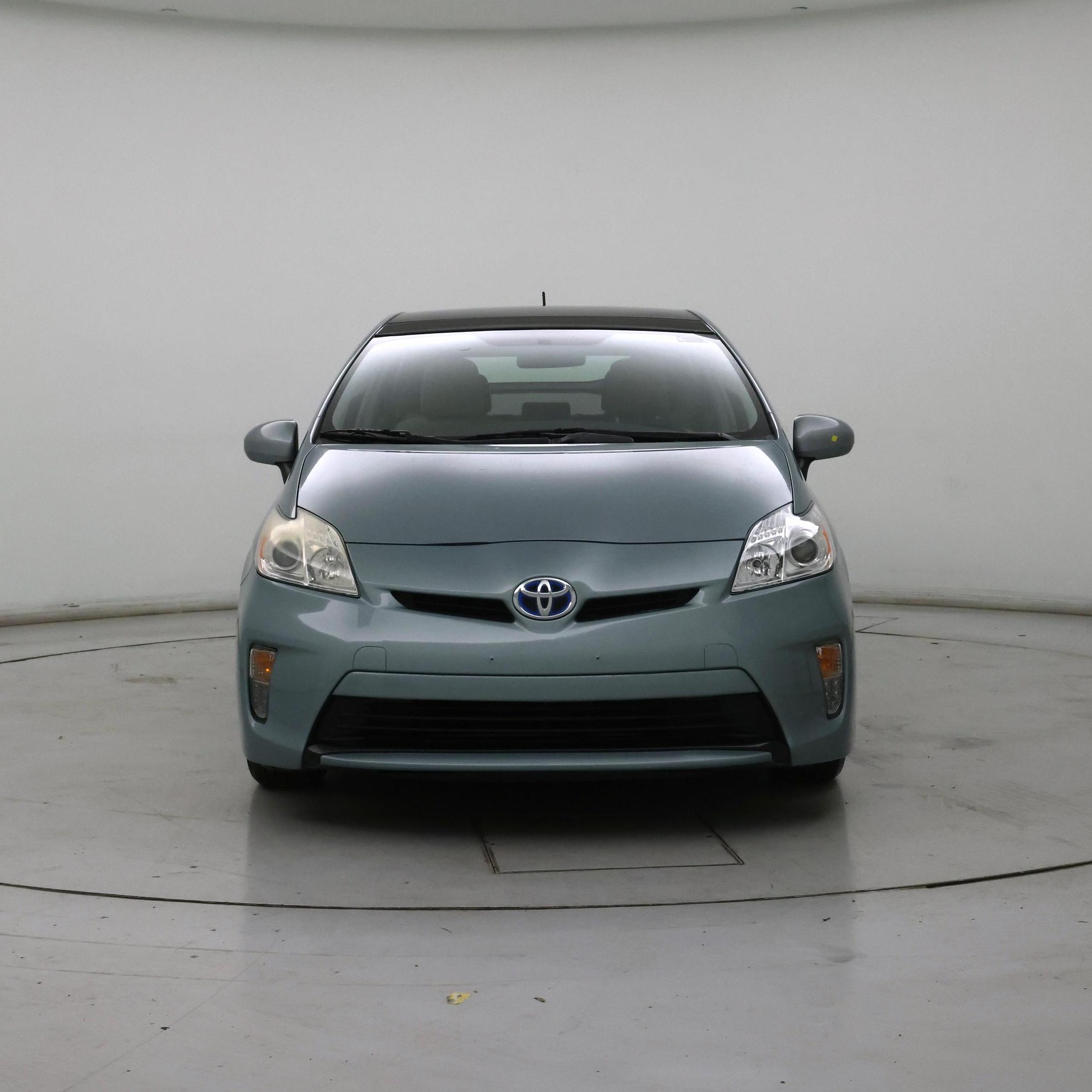 Thumbnail: 2014 Toyota Prius - 5