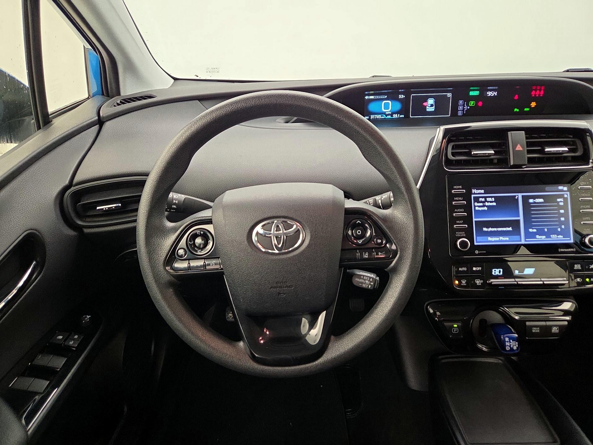 Thumbnail: 2022 Toyota Prius - 10