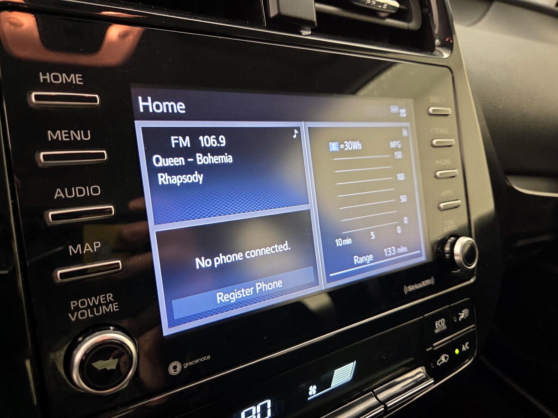 Thumbnail: 2022 Toyota Prius - 15