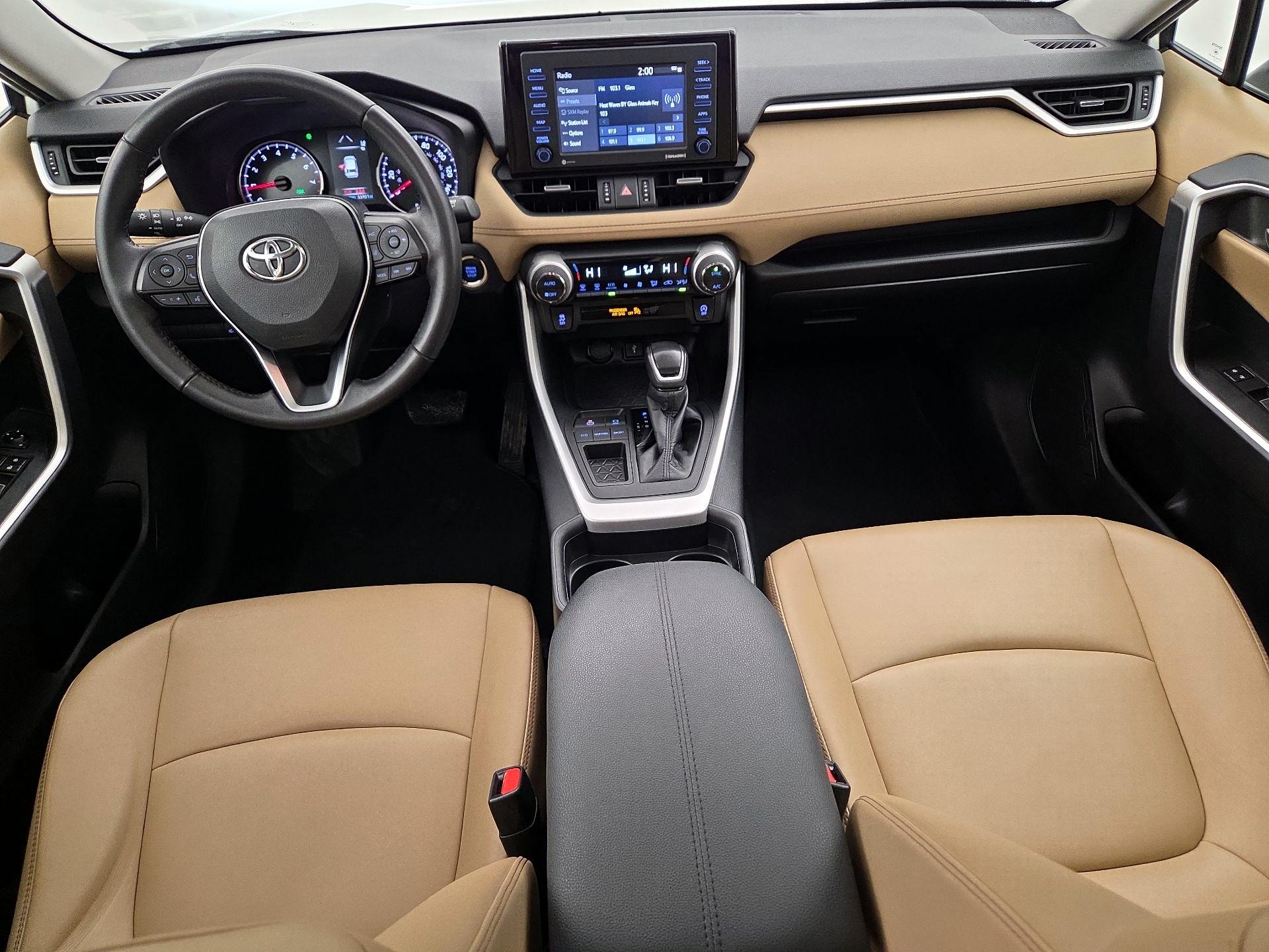 Thumbnail: 2021 Toyota RAV4 - 9