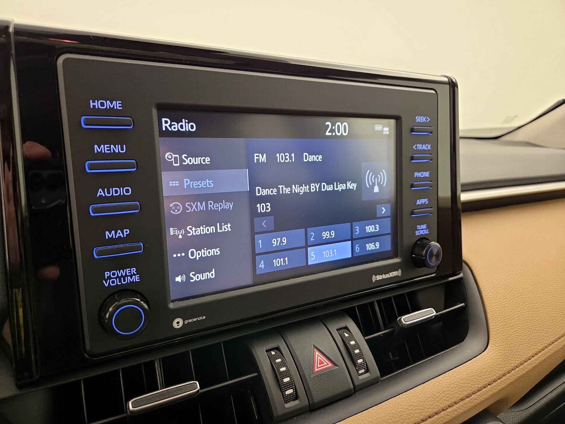 Thumbnail: 2021 Toyota RAV4 - 15