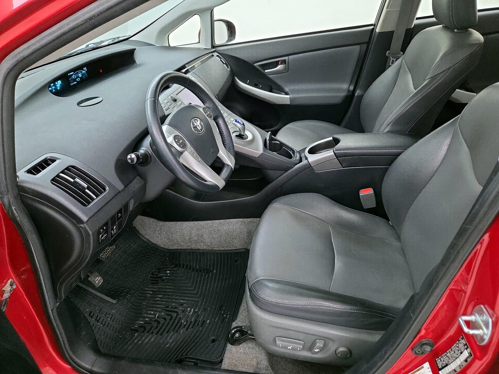 Thumbnail: 2014 Toyota Prius - 11