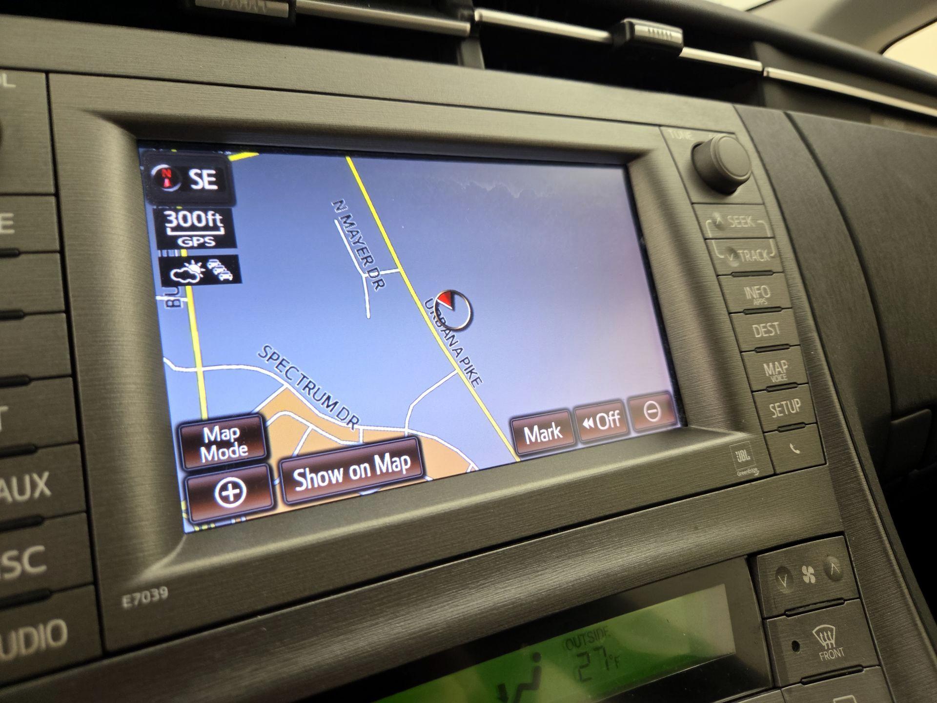 Thumbnail: 2014 Toyota Prius - 14